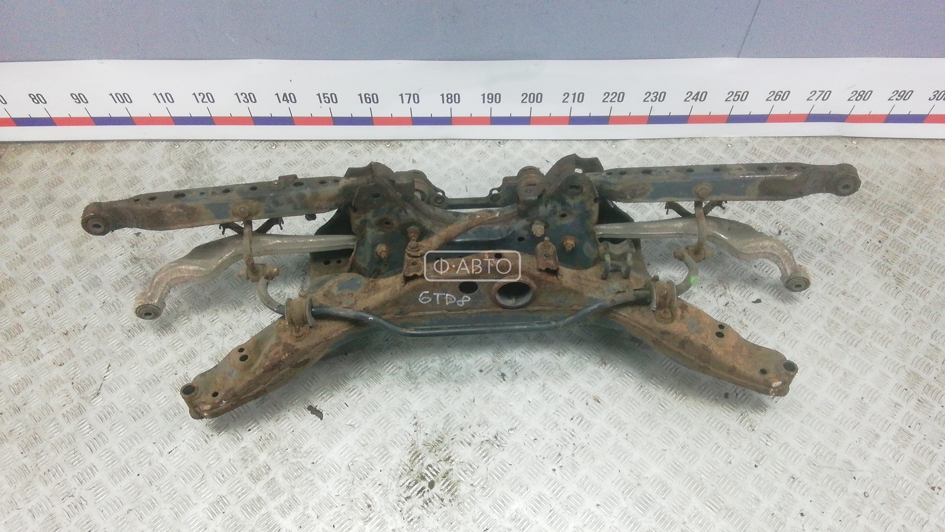 Балка задняя