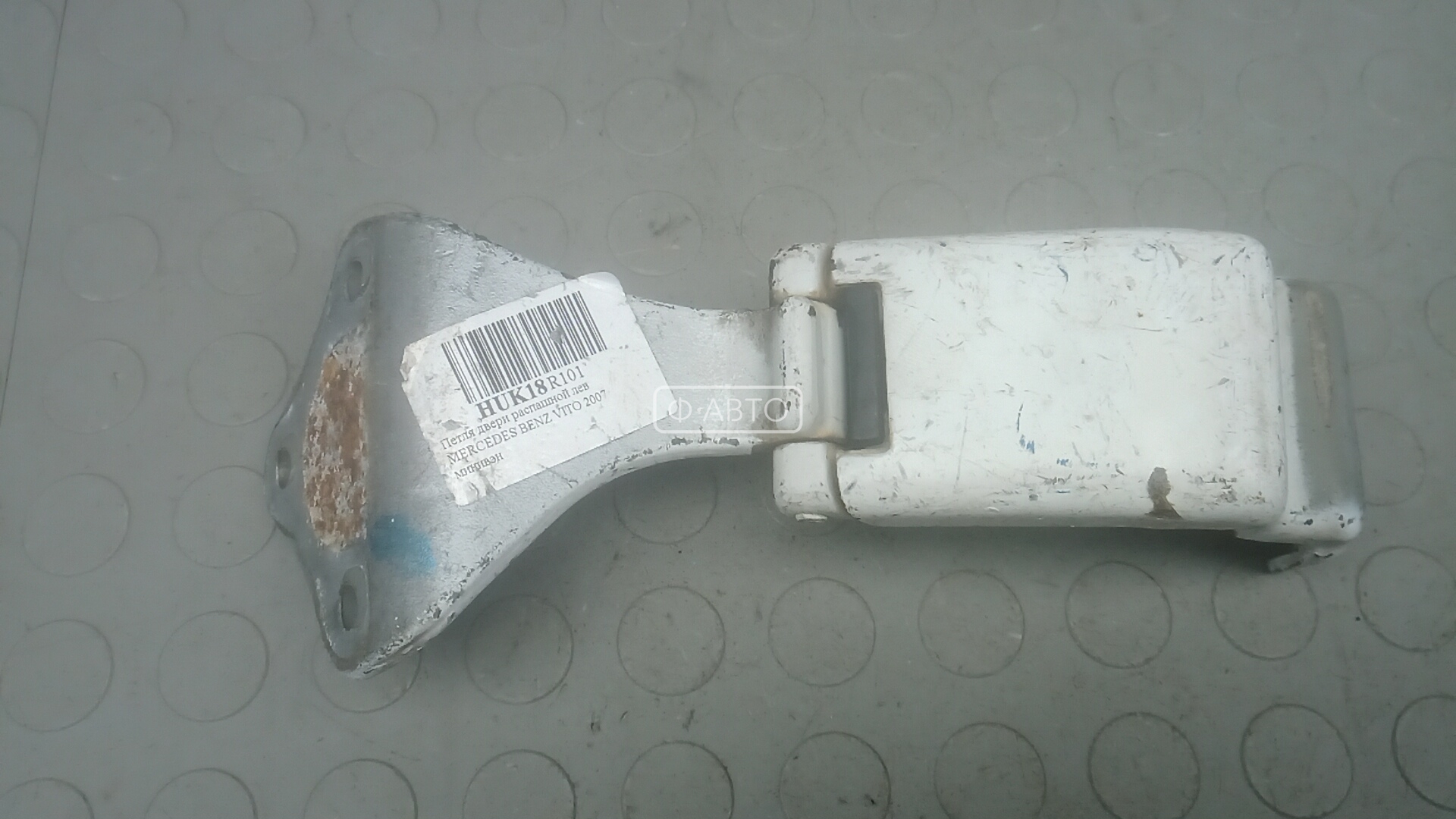 Петля двери распашной левой