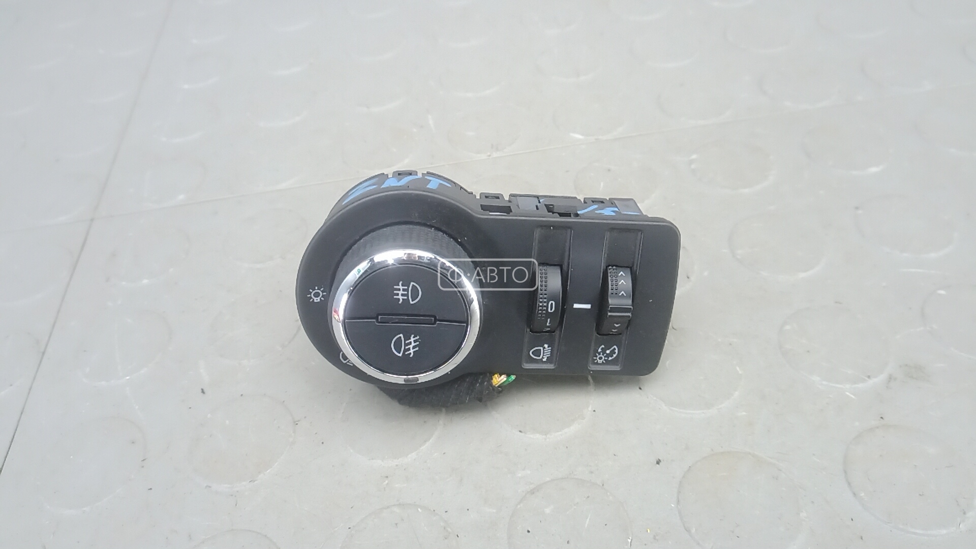 Переключатель света