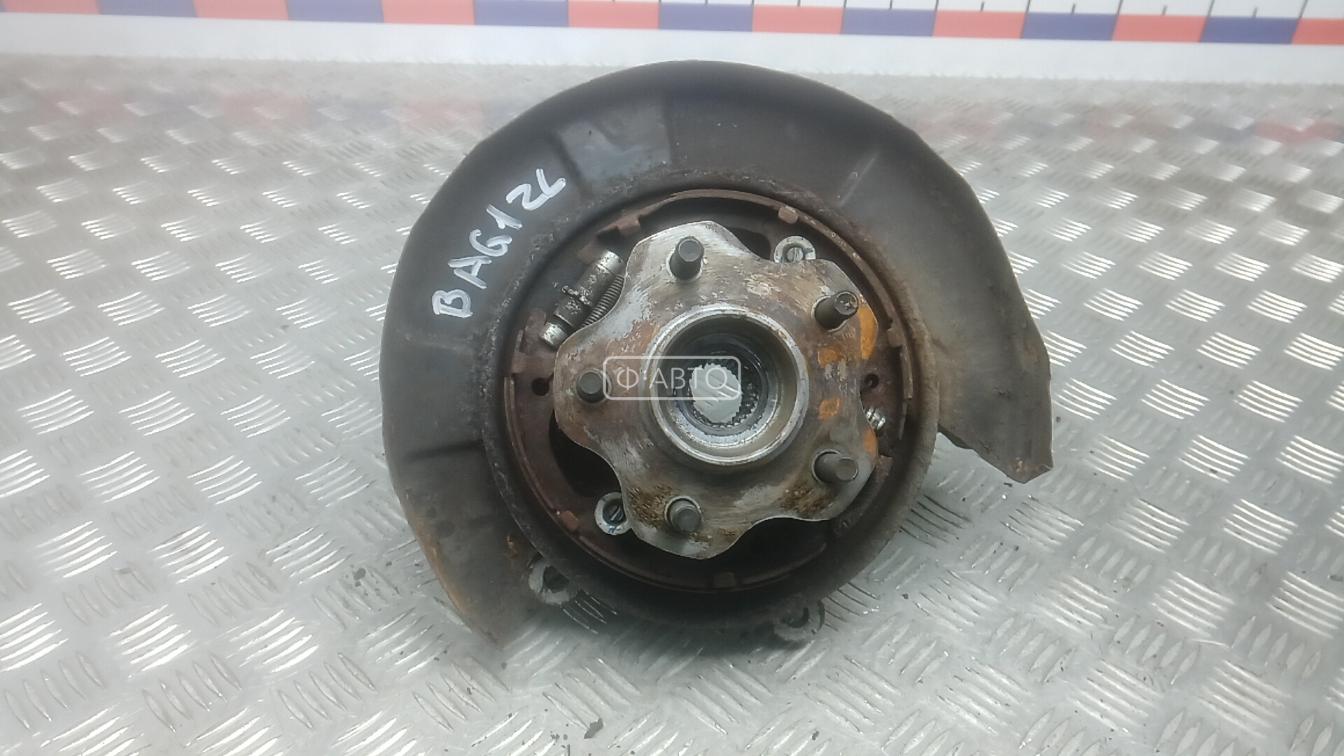 Ступица задняя левая