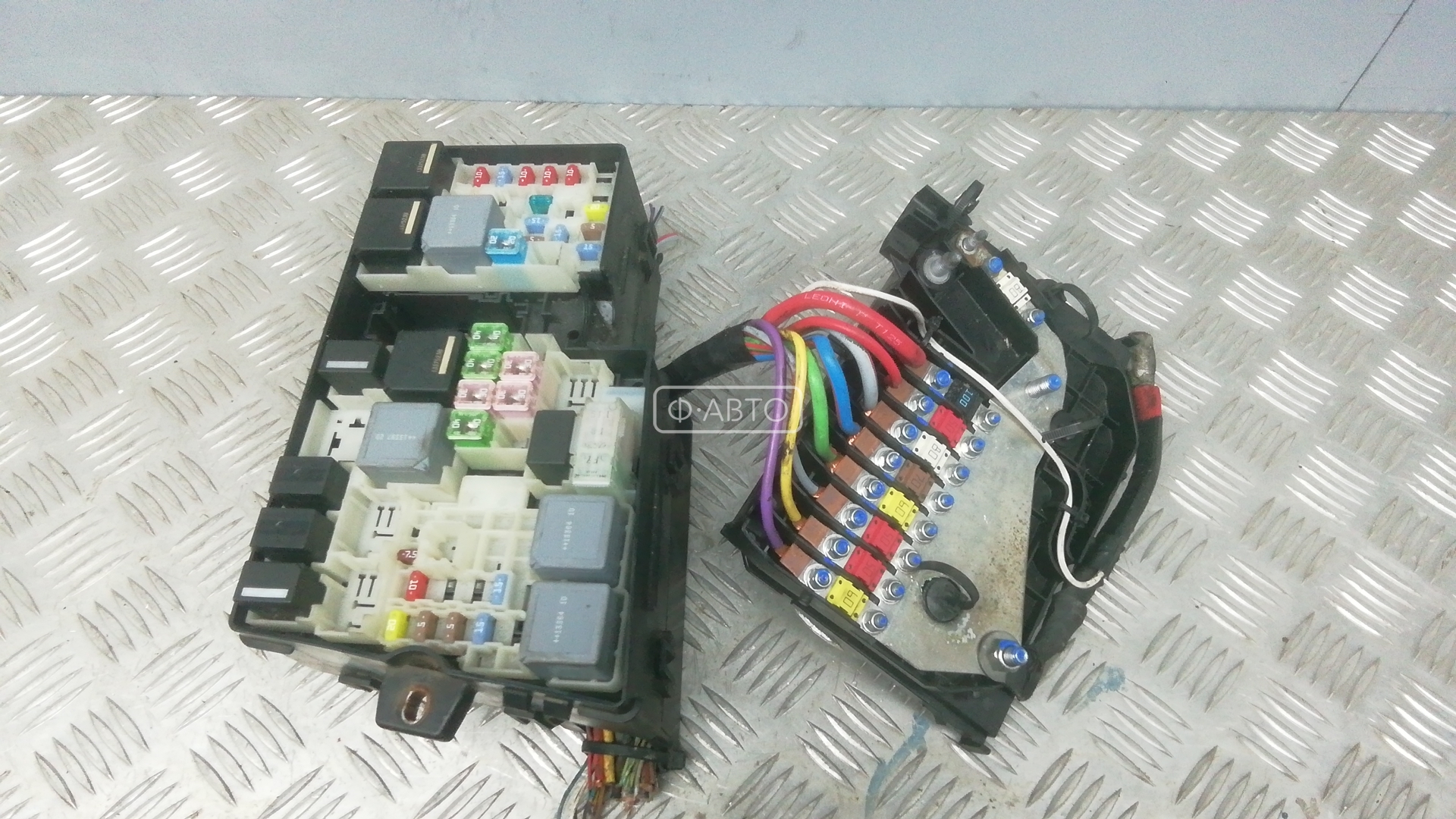 Блок предохранителей