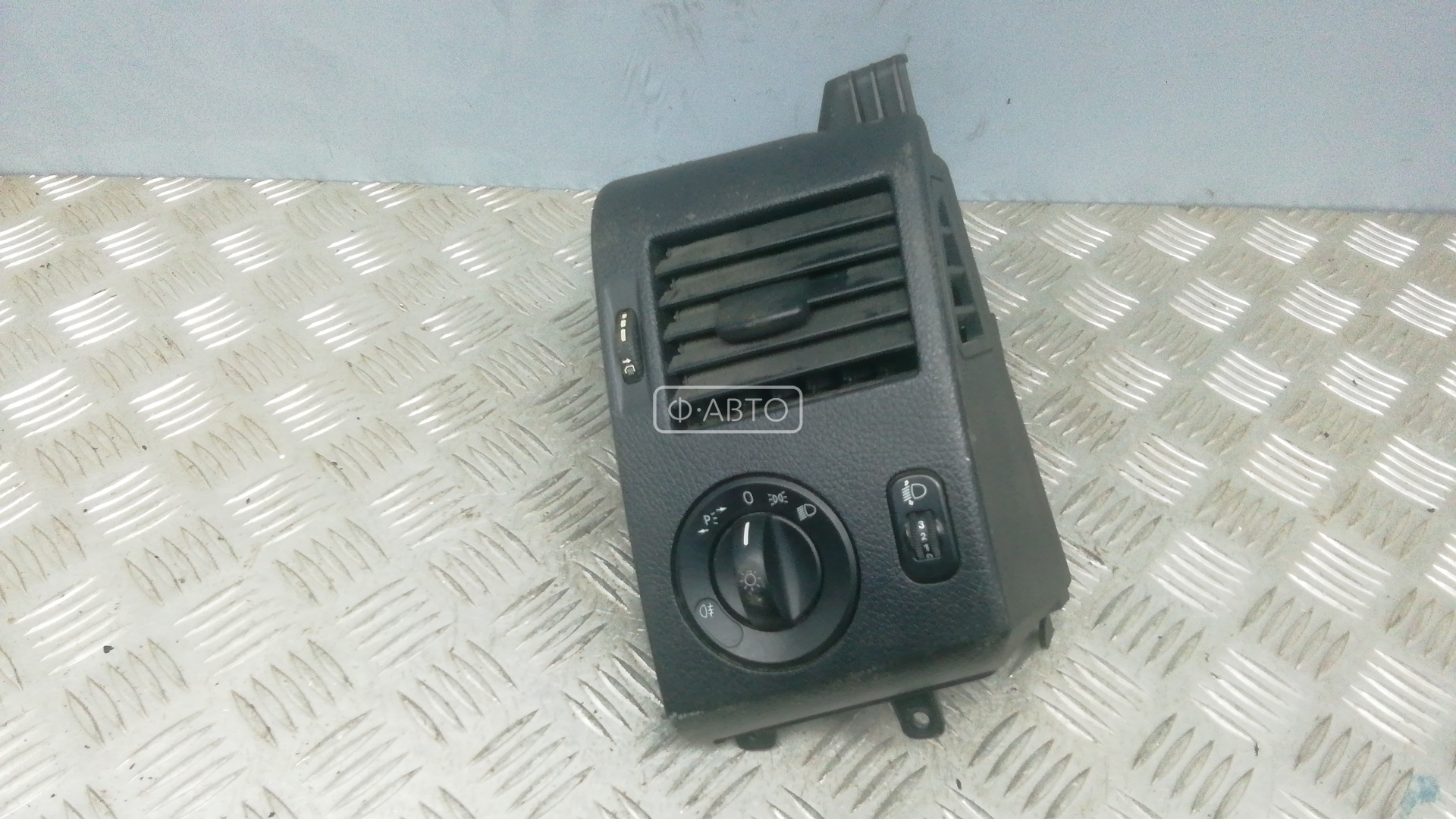 Переключатель света