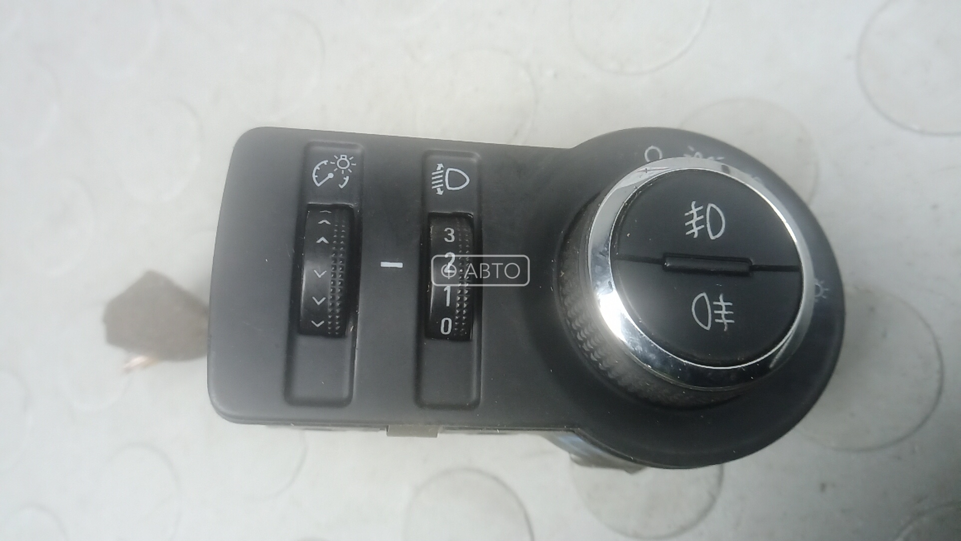 Переключатель света