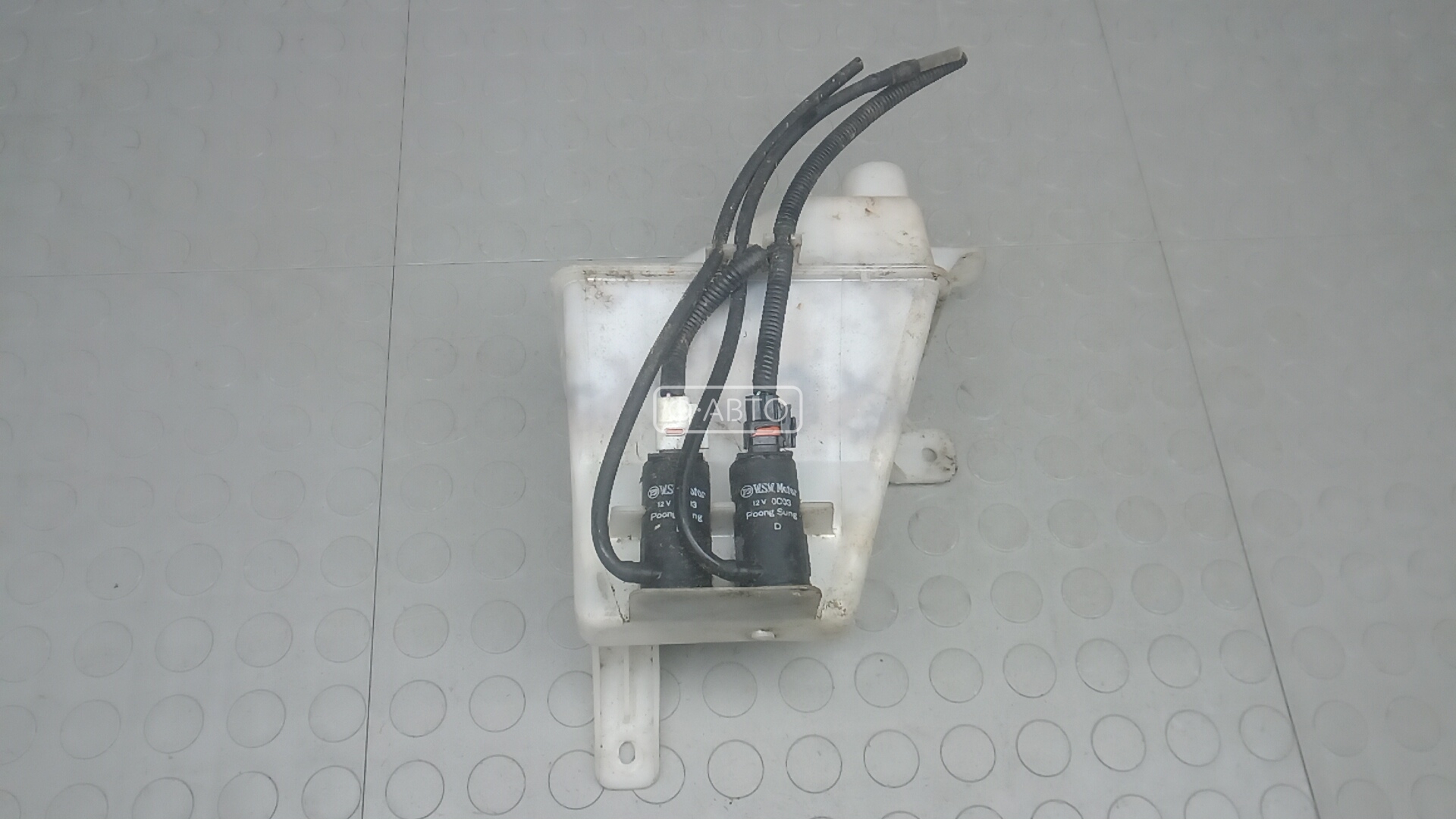 Бачок омывателя