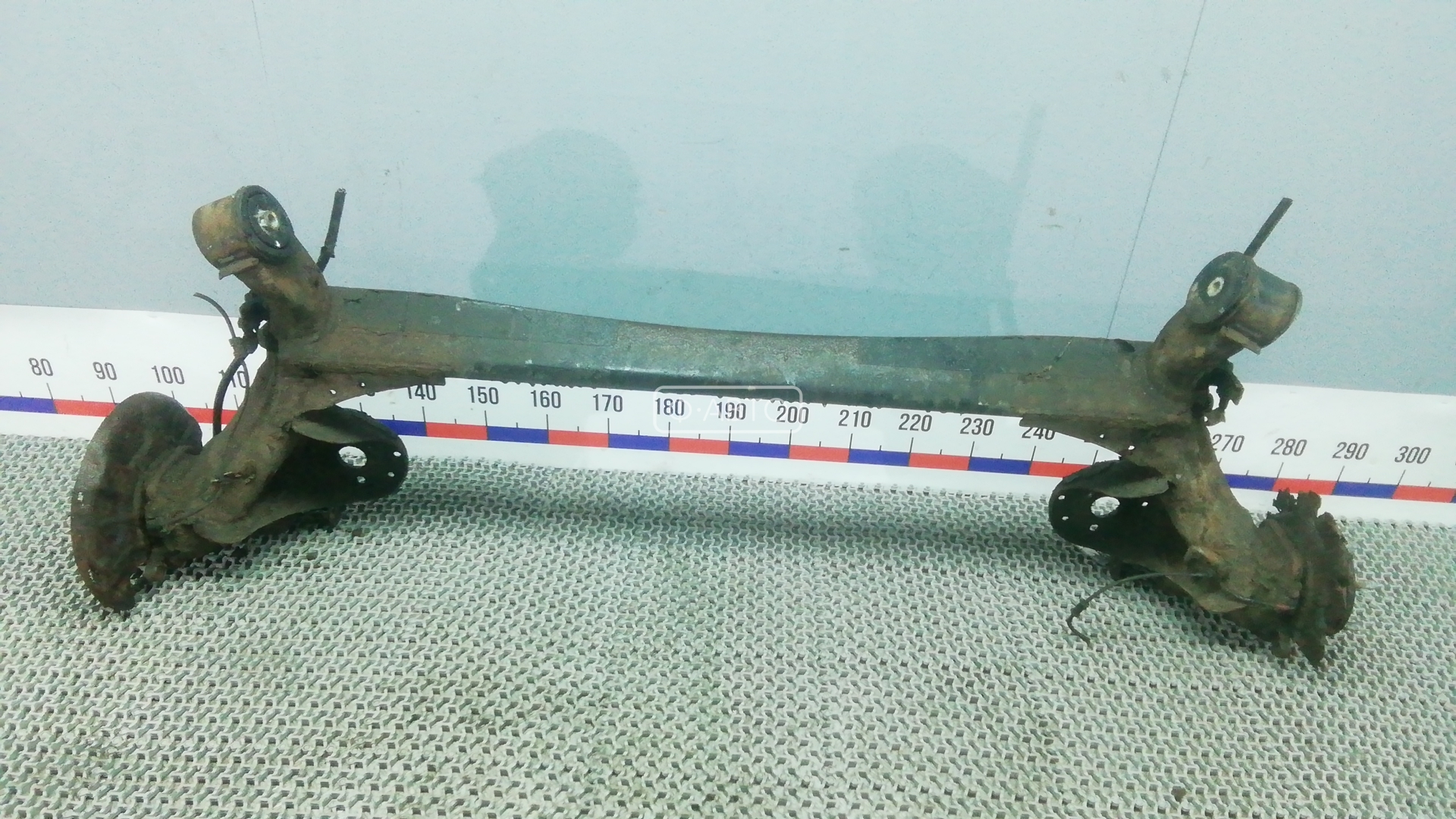 Балка задняя