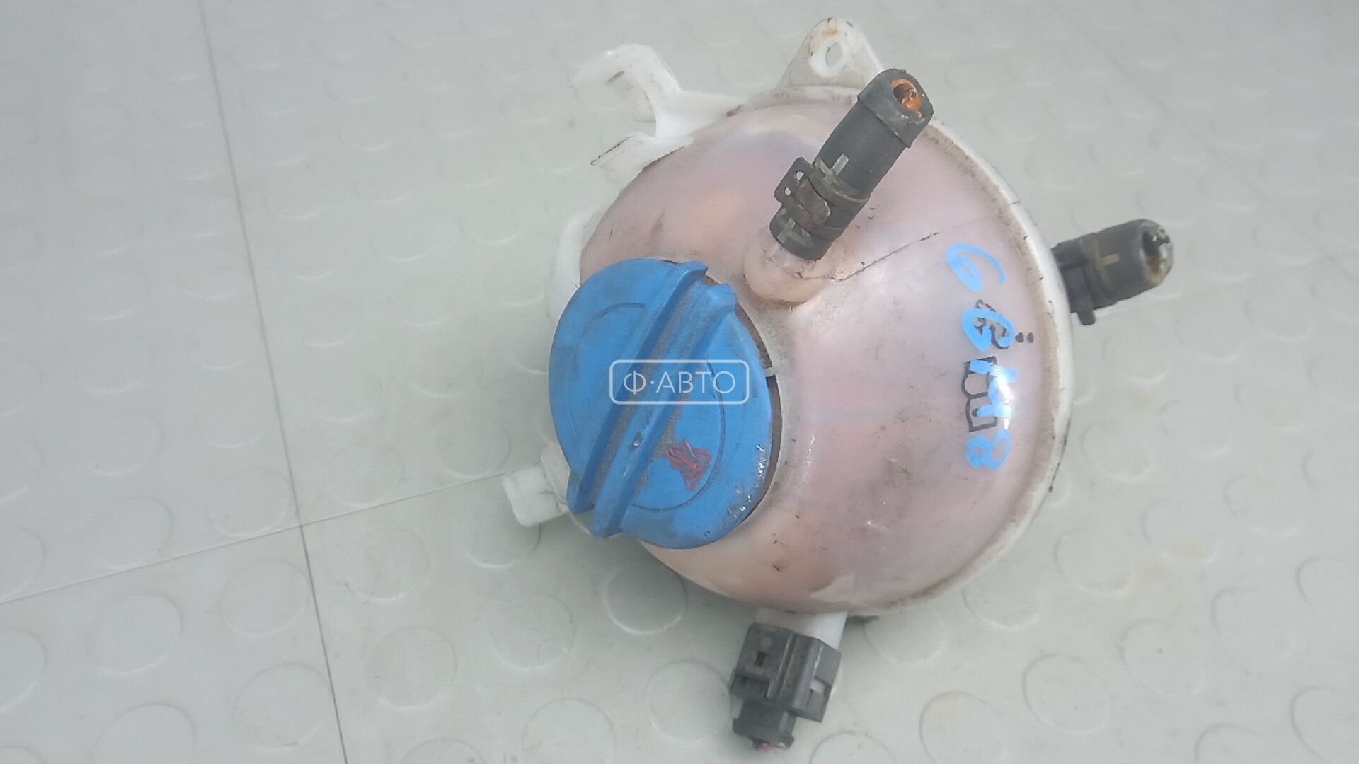 Бачок расширительный