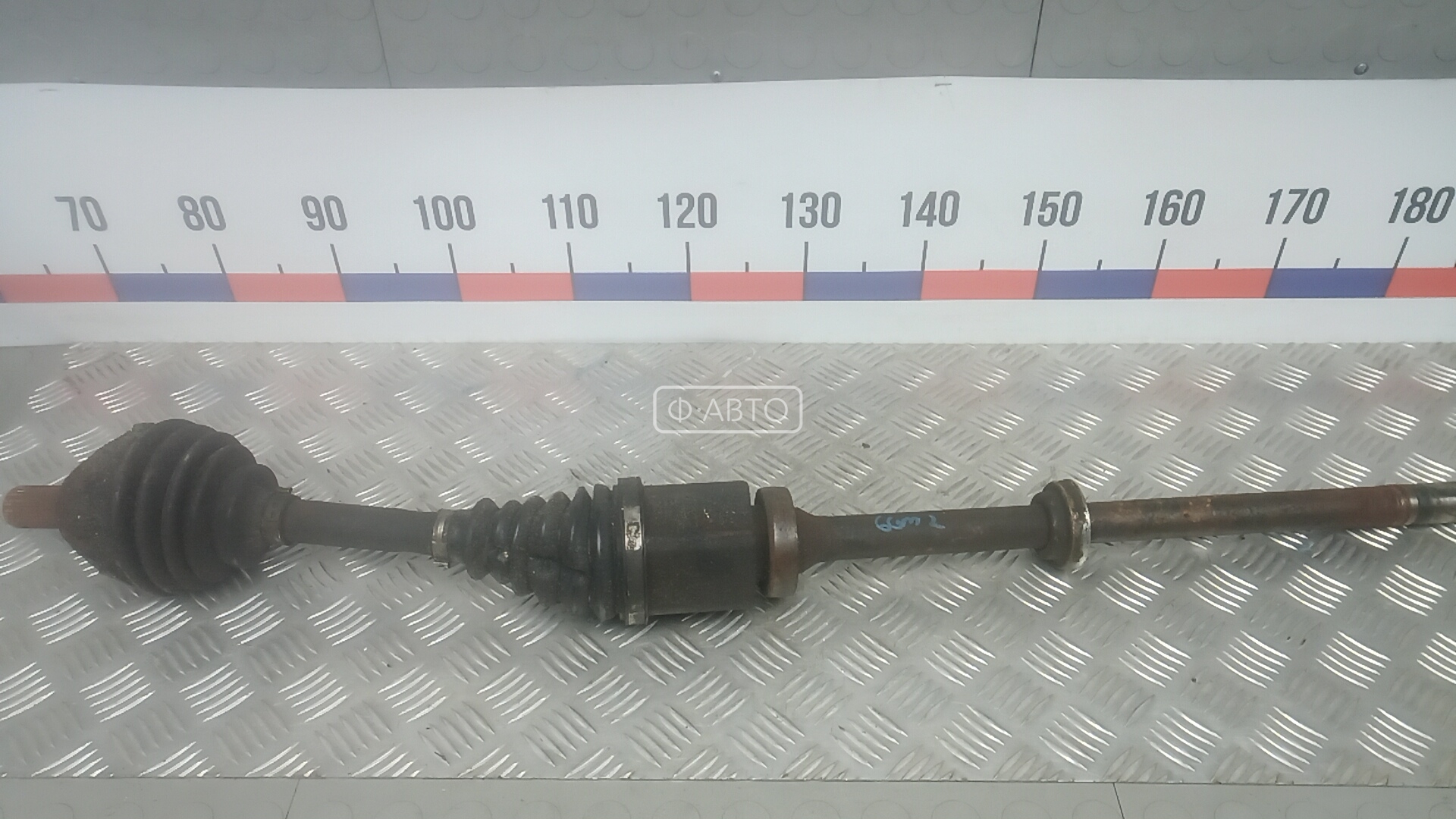 Привод передний правый