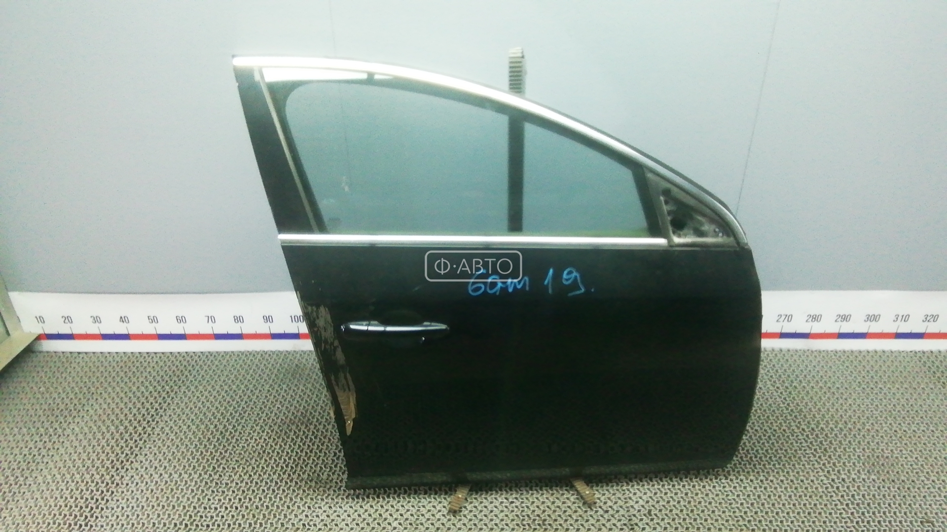 Дверь передняя правая