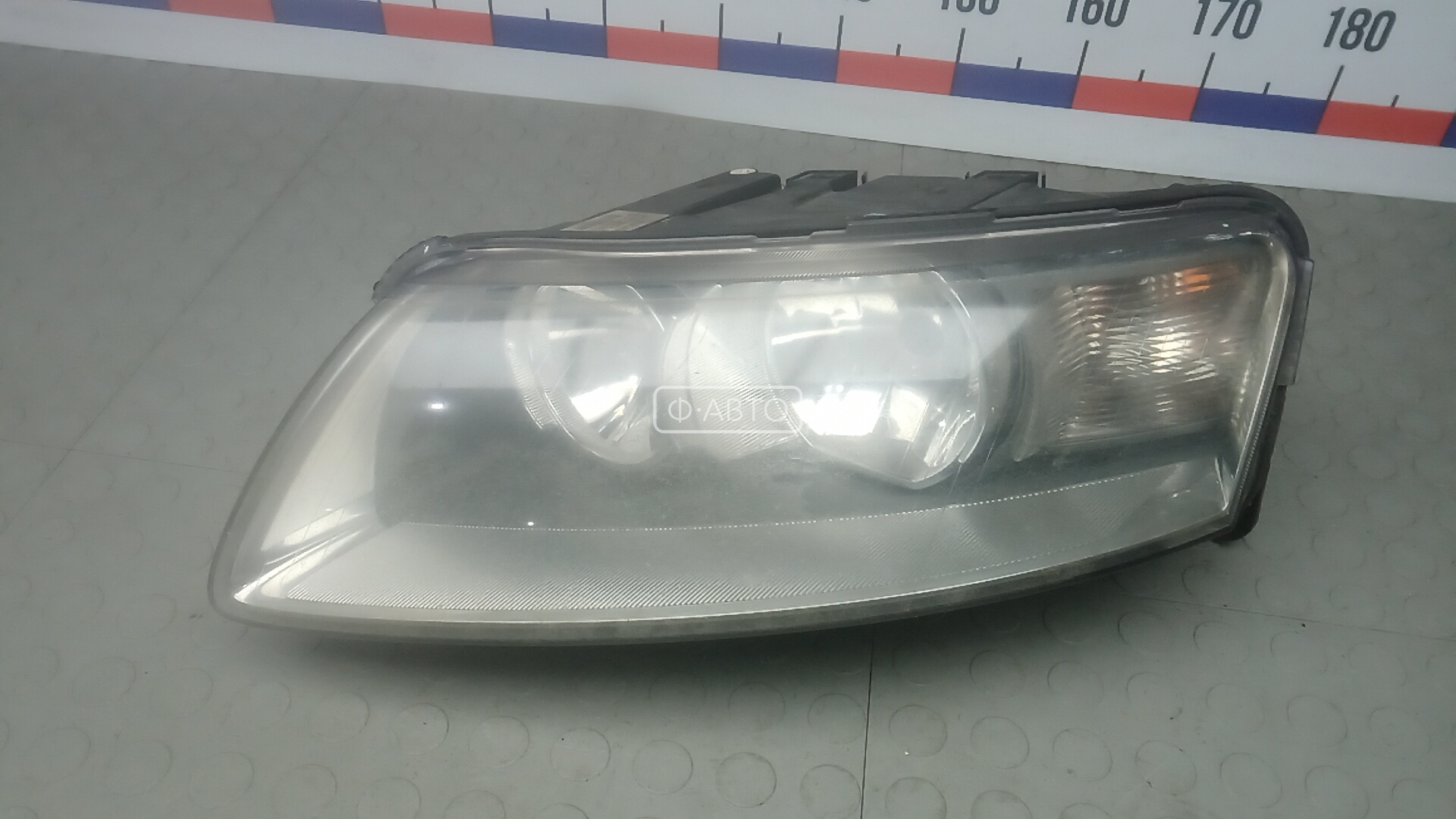 Фара левая
