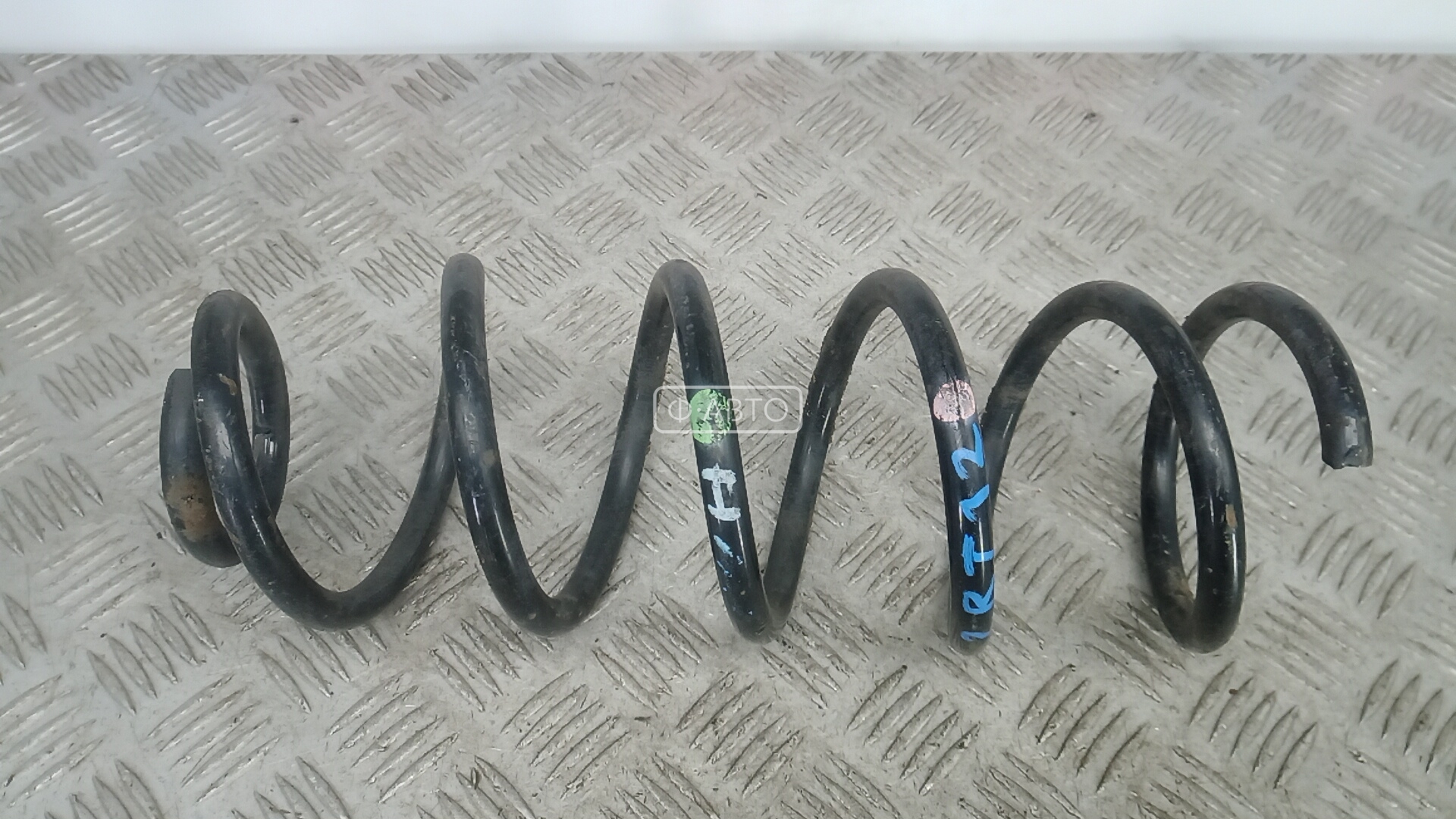 Пружина задняя