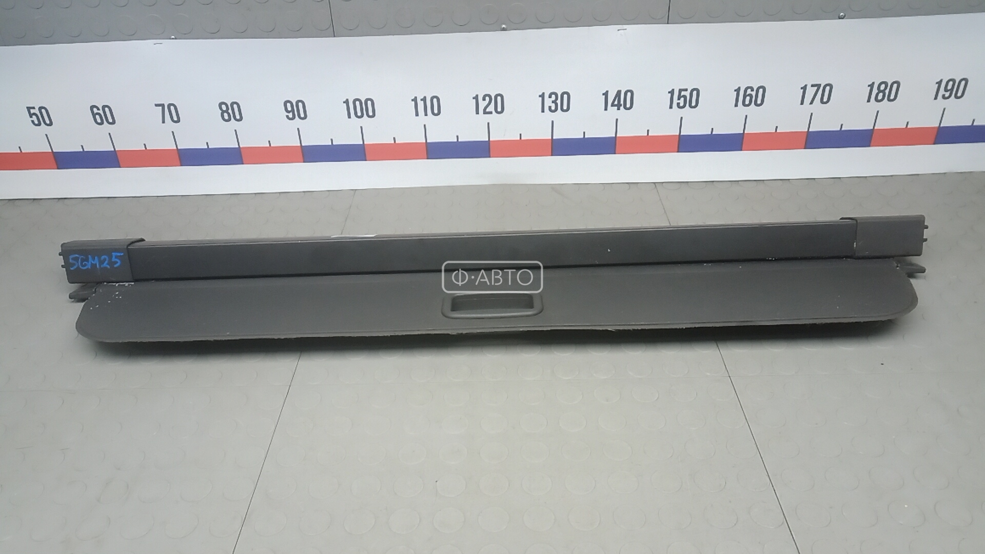 Шторка багажника