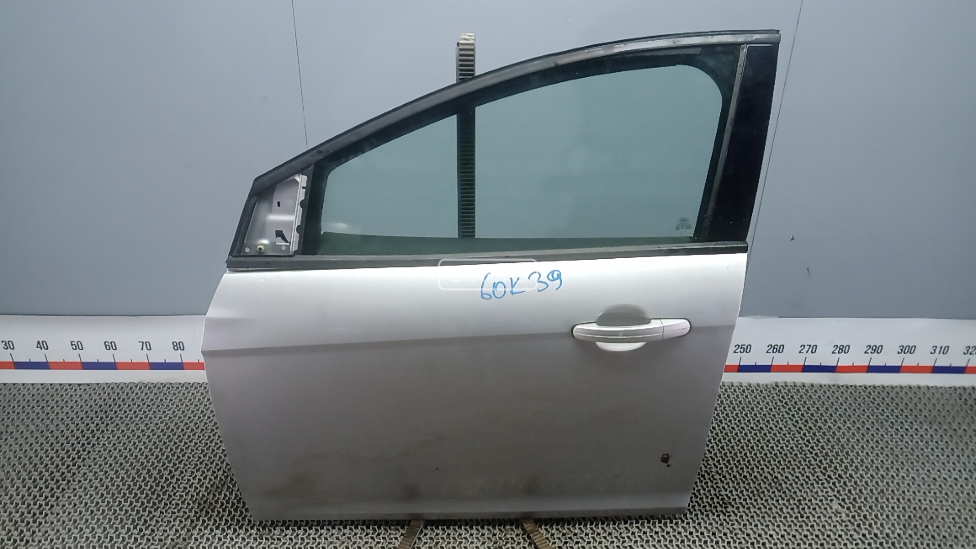 Дверь передняя левая