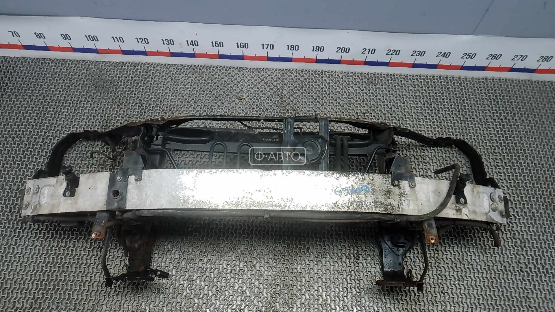 Передняя панель крепления облицовки (телевизор)