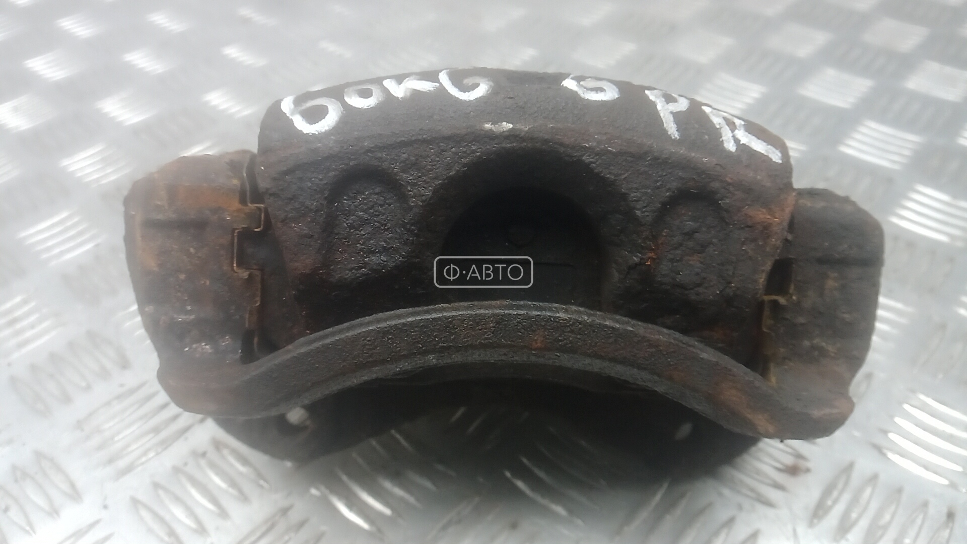 Суппорт тормозной передний правый