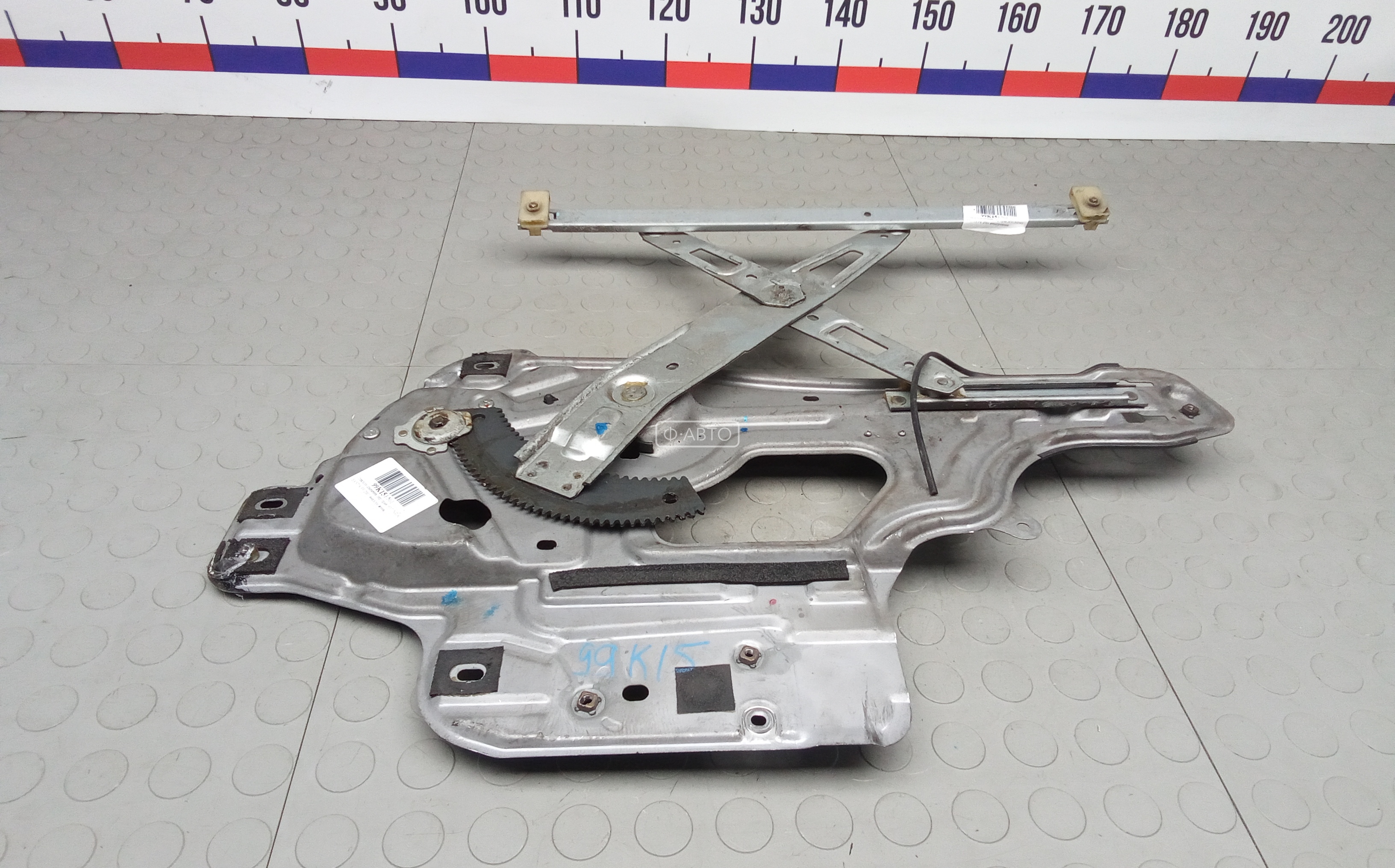 Стеклоподъемник передний правый