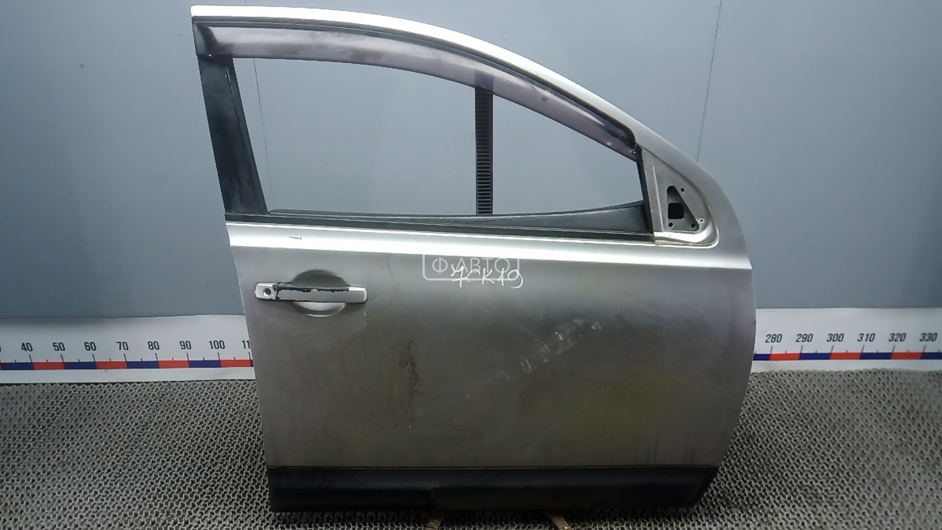 Дверь передняя правая