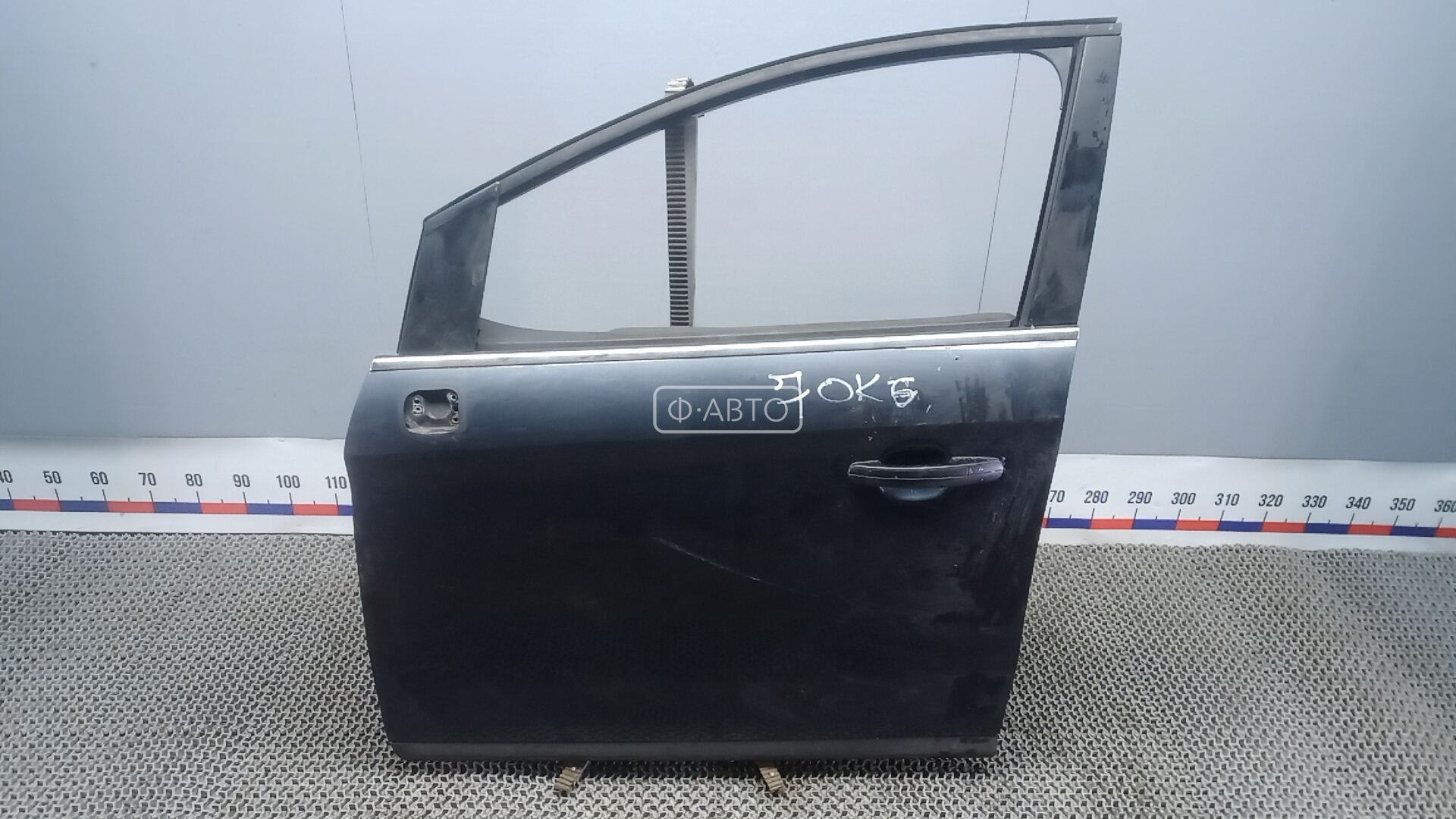 Дверь передняя левая