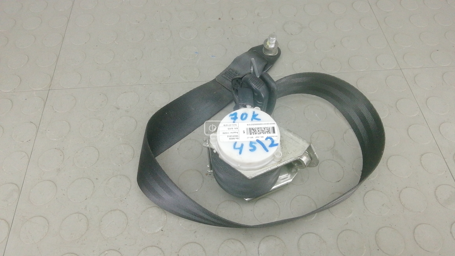 Ремень безопасности с пиропатроном сиденья переднего