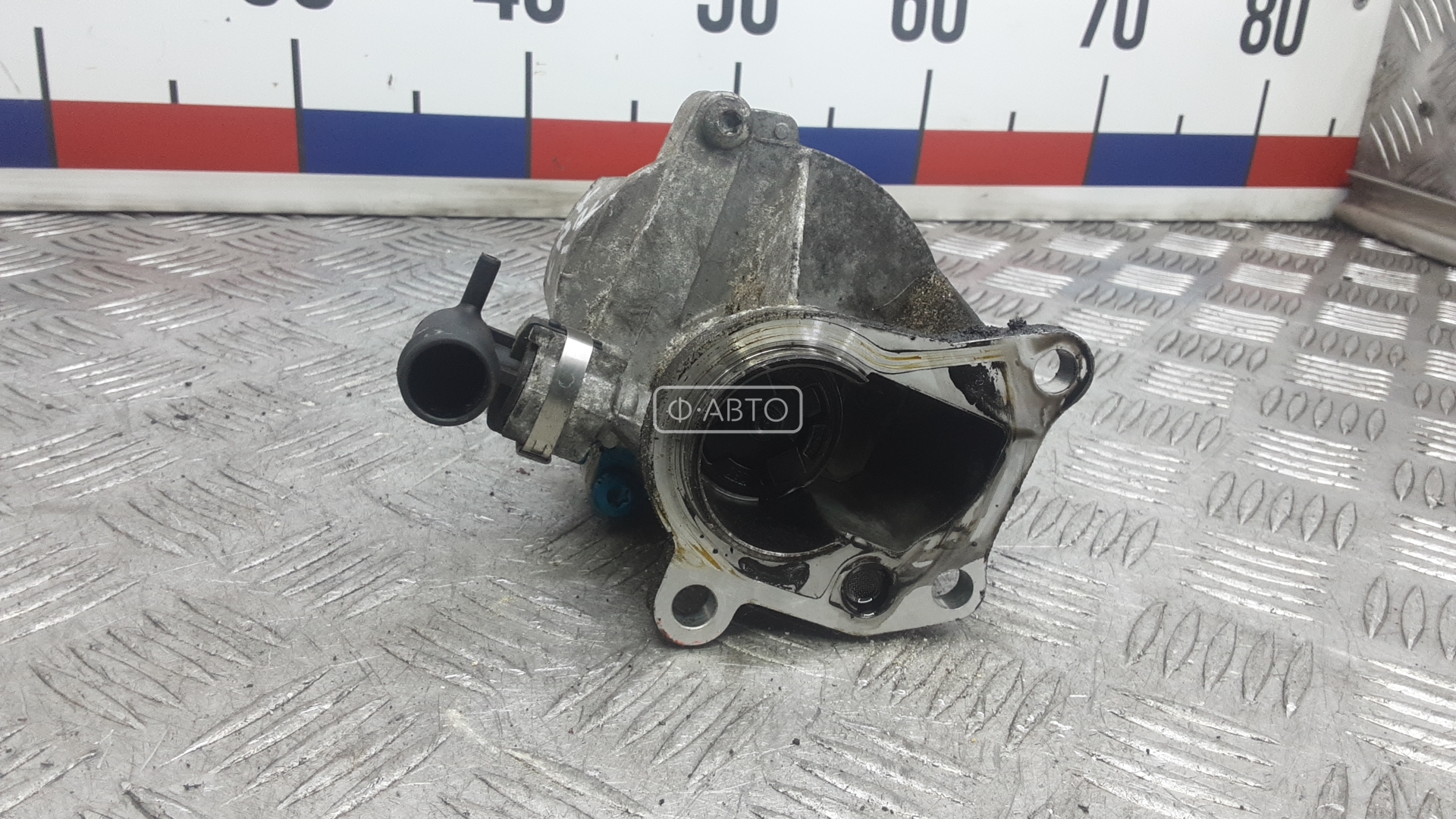 Насос вакуумный