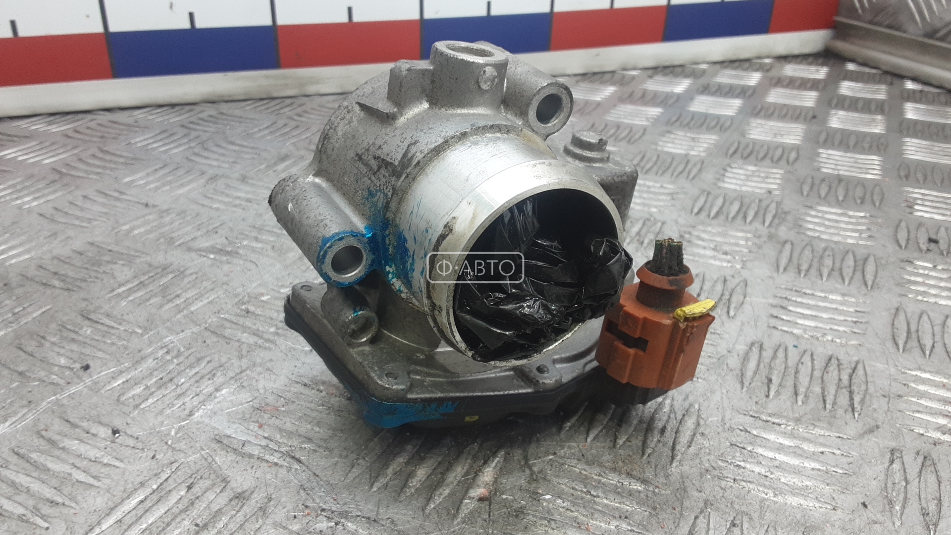 Дроссельная заслонка бензиновая