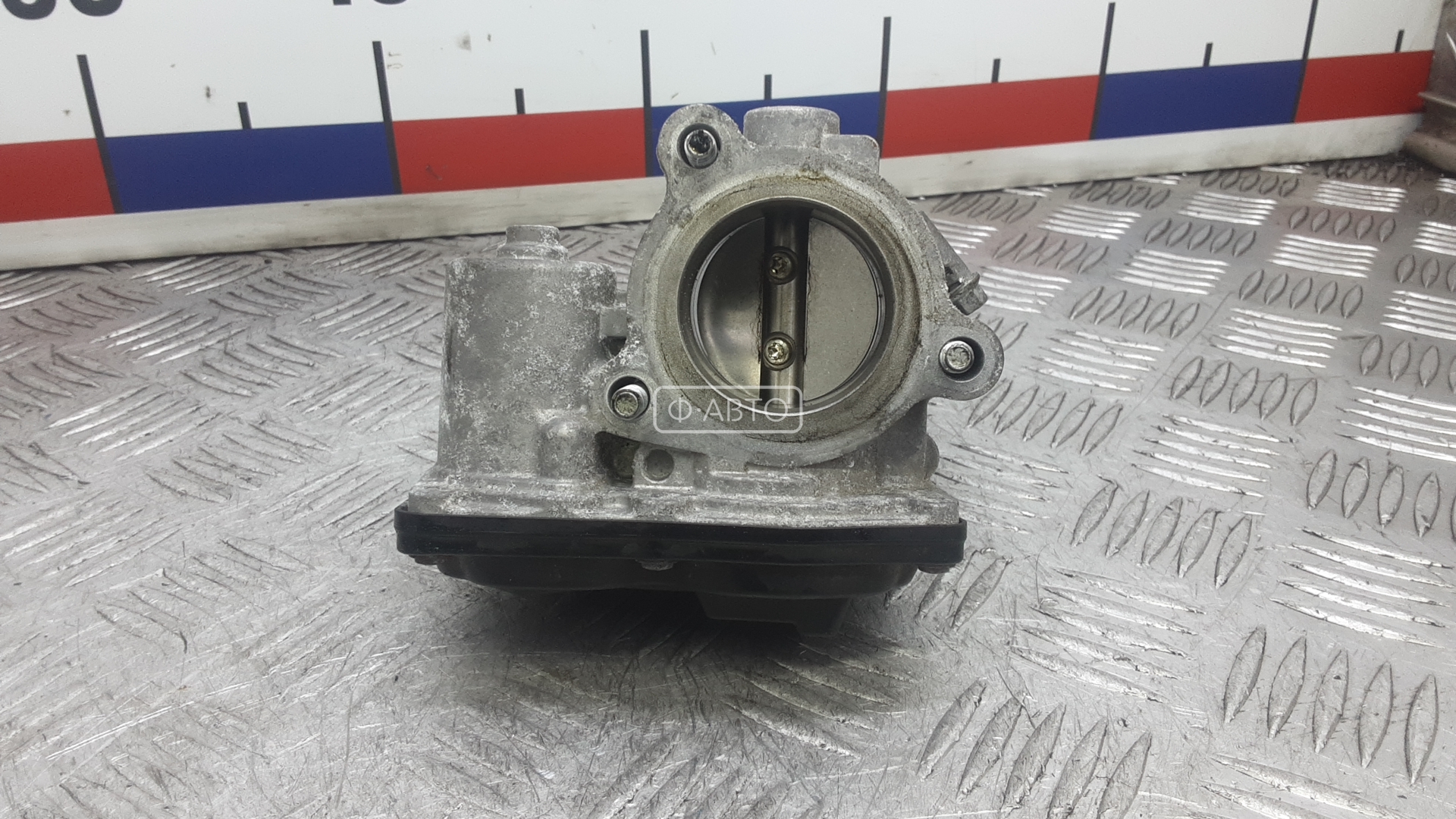 Дроссельная заслонка бензиновая