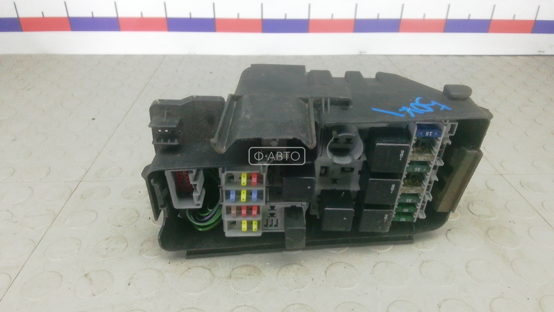 Блок предохранителей