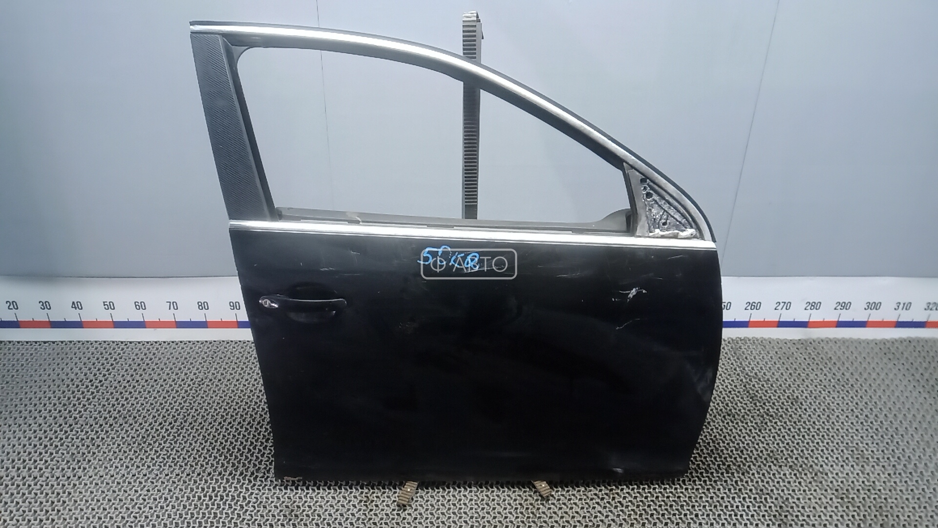 Дверь передняя правая