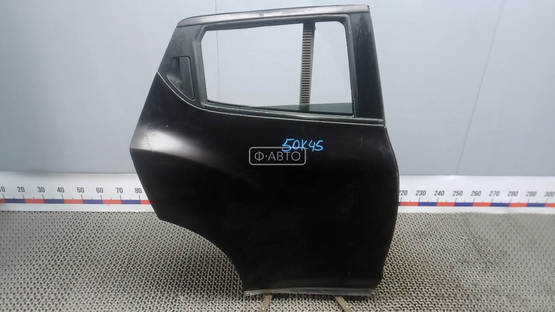 Дверь задняя правая