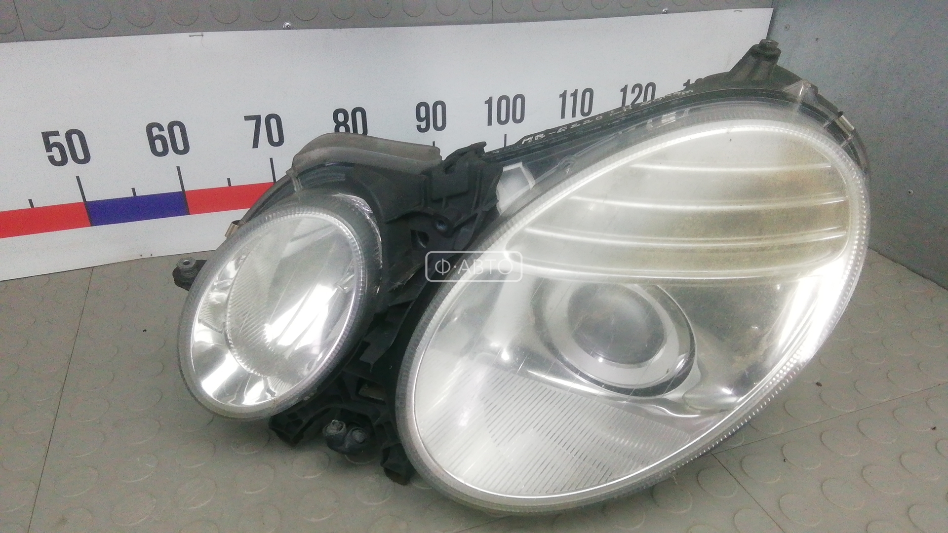 Фара левая