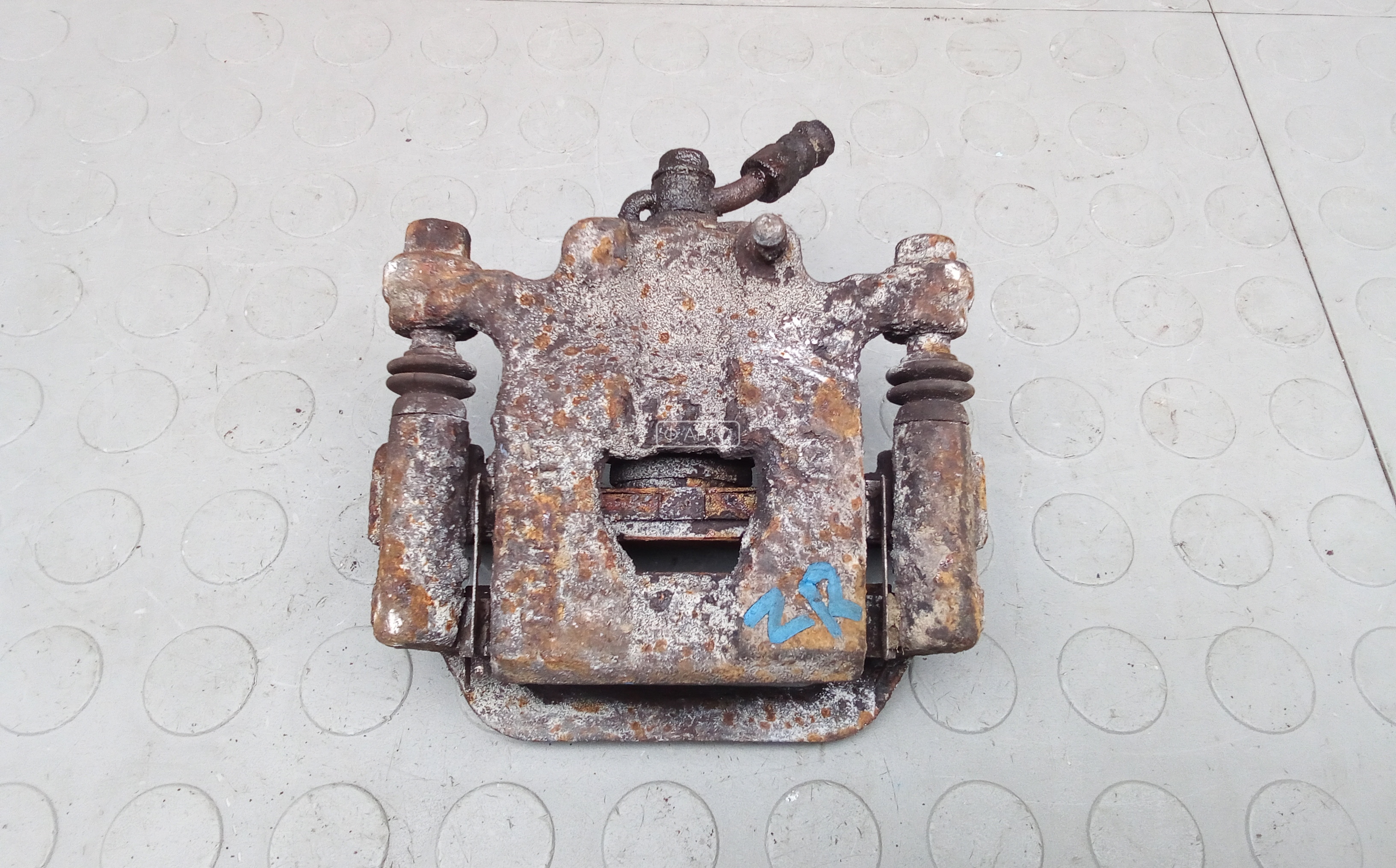 Суппорт тормозной задний правый