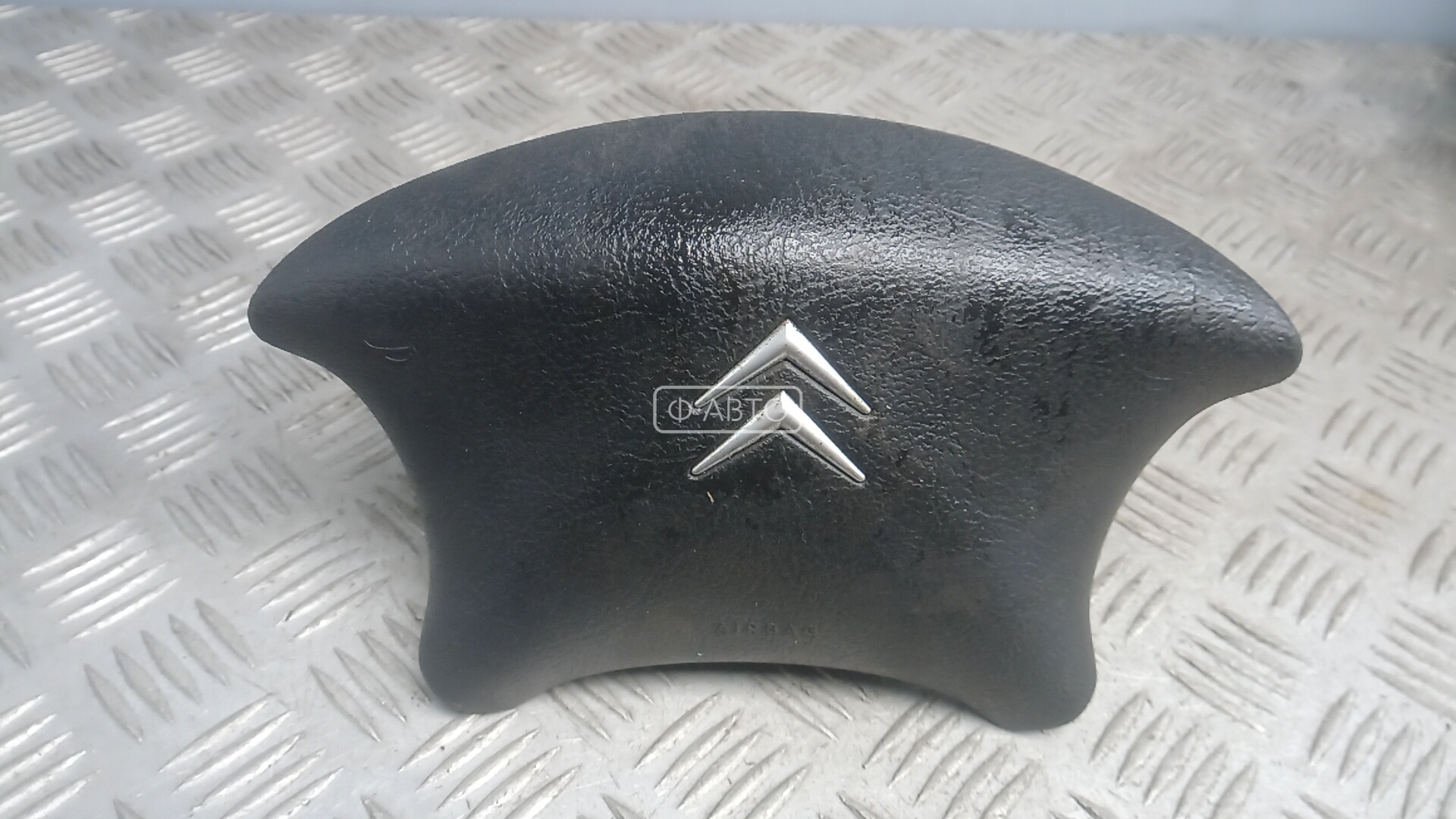 Подушка безопасности водителя