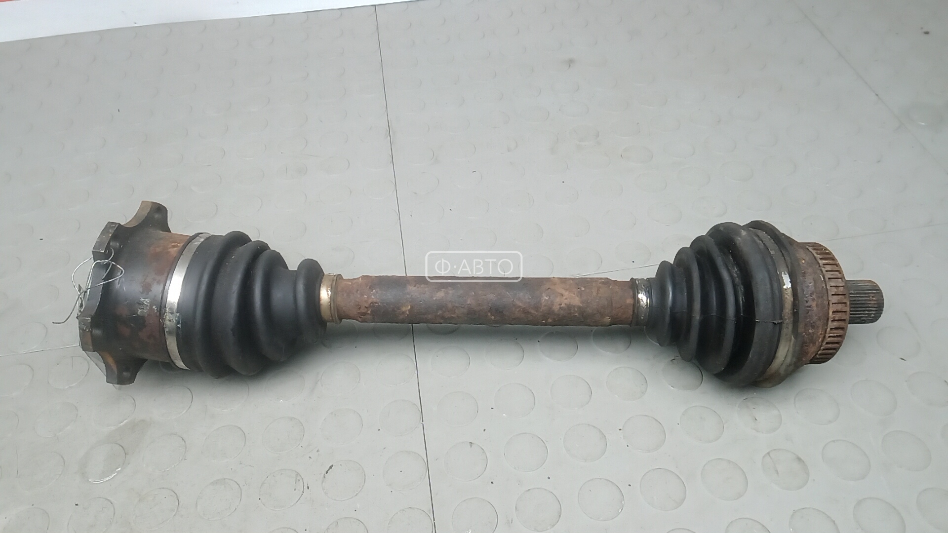 Привод передний левый