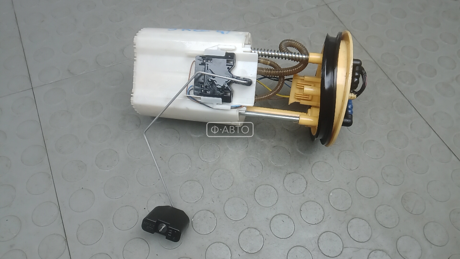 Насос топливный электрический