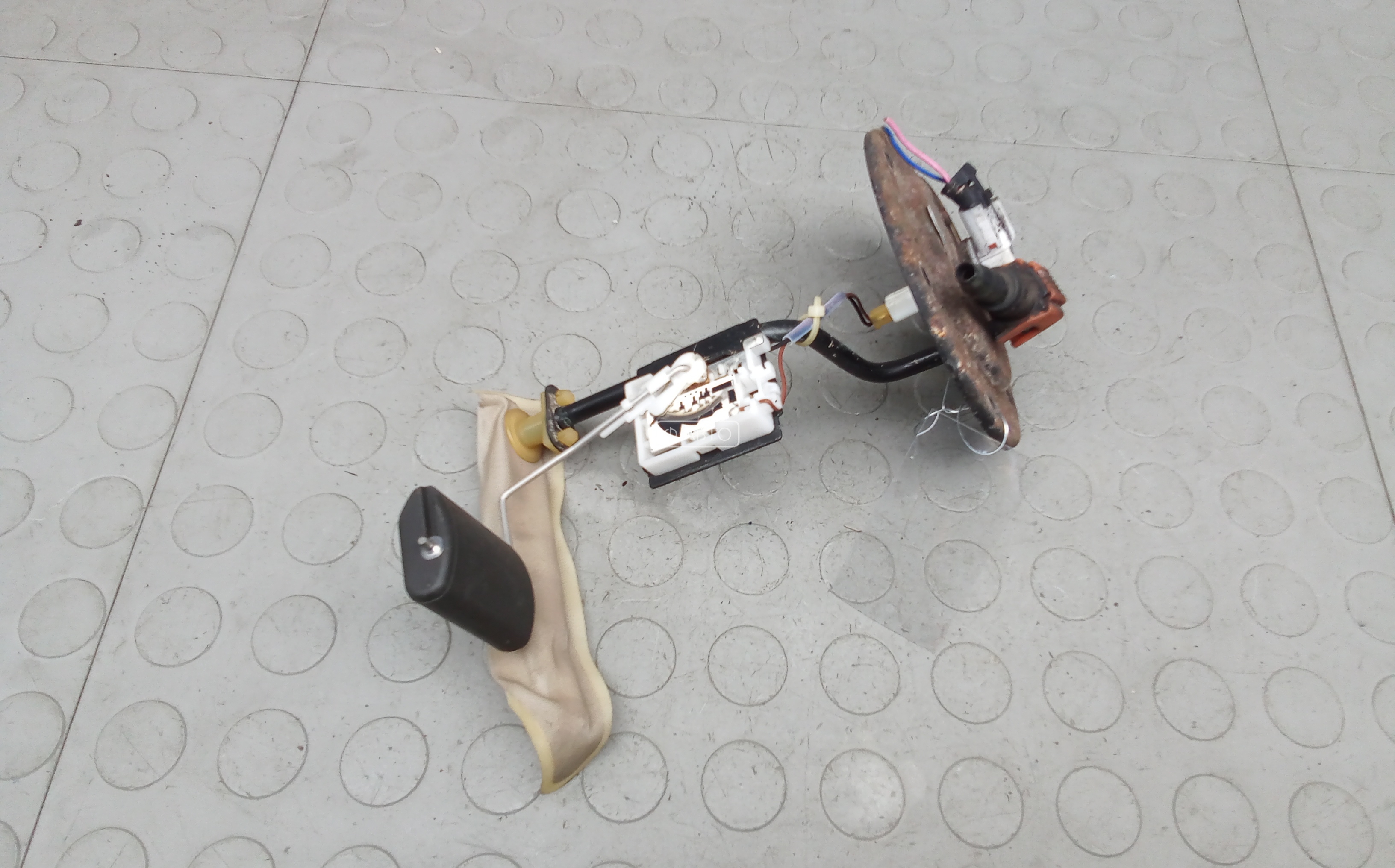 Датчик уровня топлива