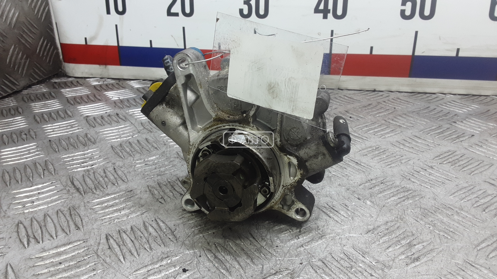 Насос вакуумный