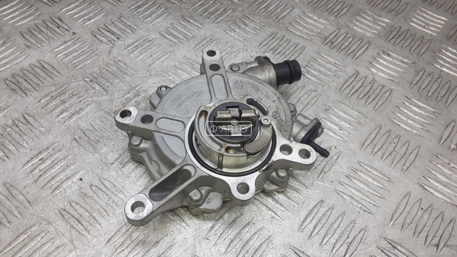 Насос вакуумный