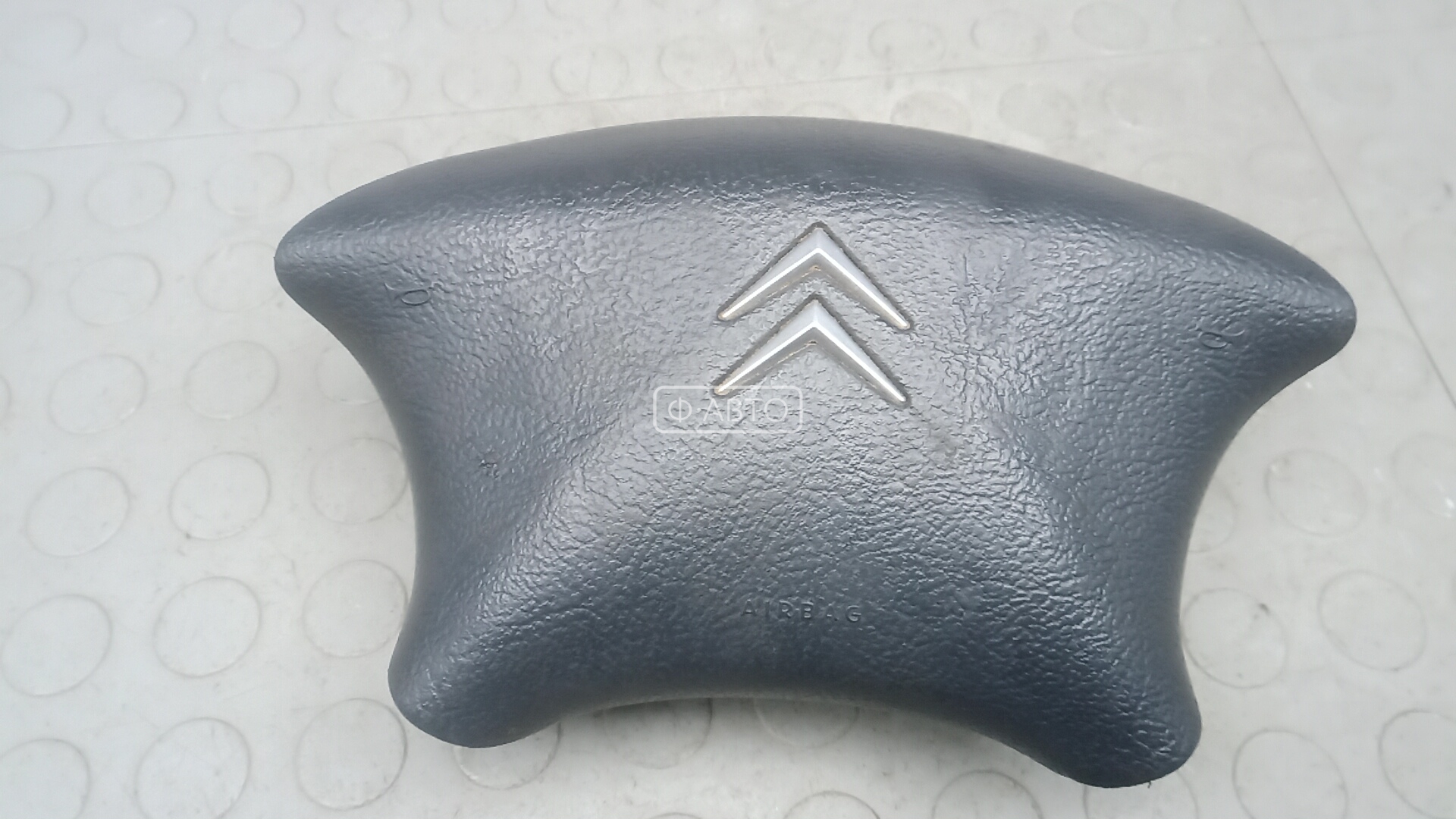 Подушка безопасности водителя