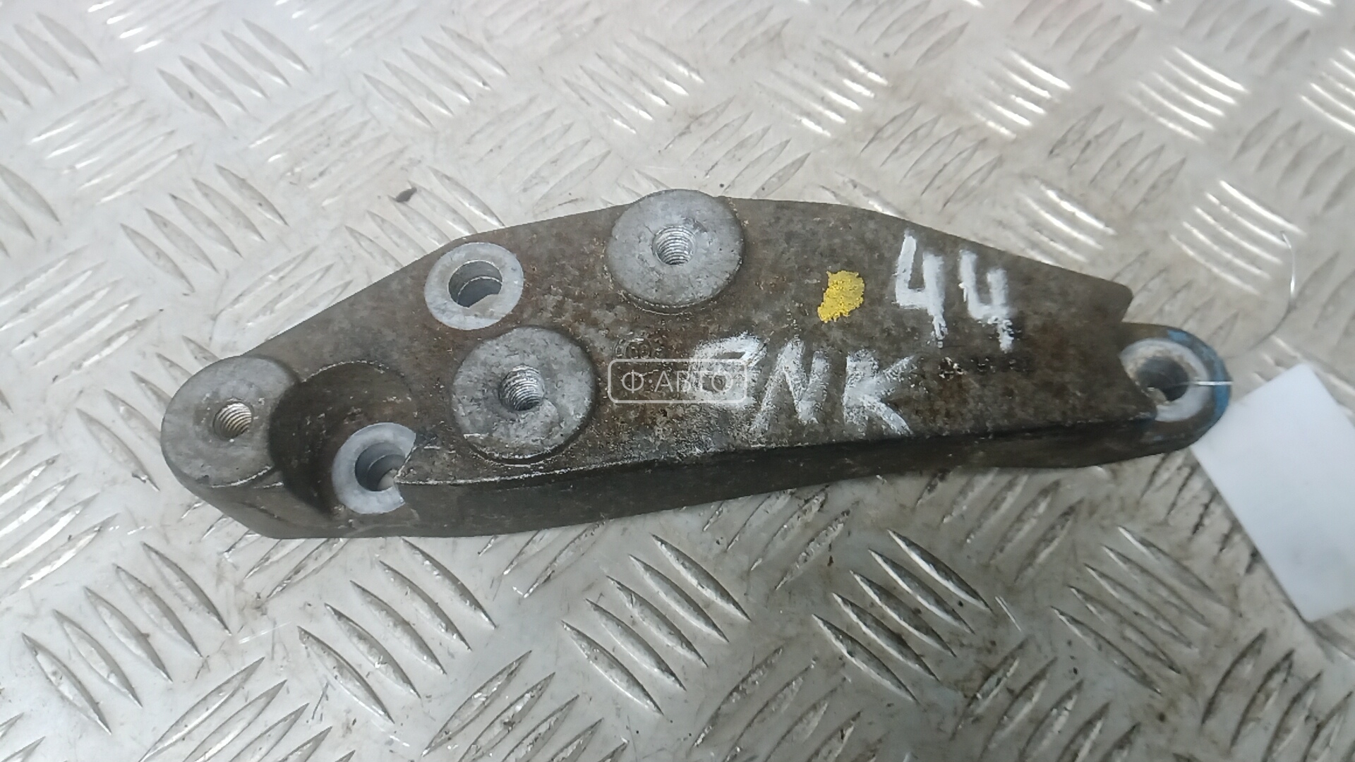 Кронштейн КПП опорный