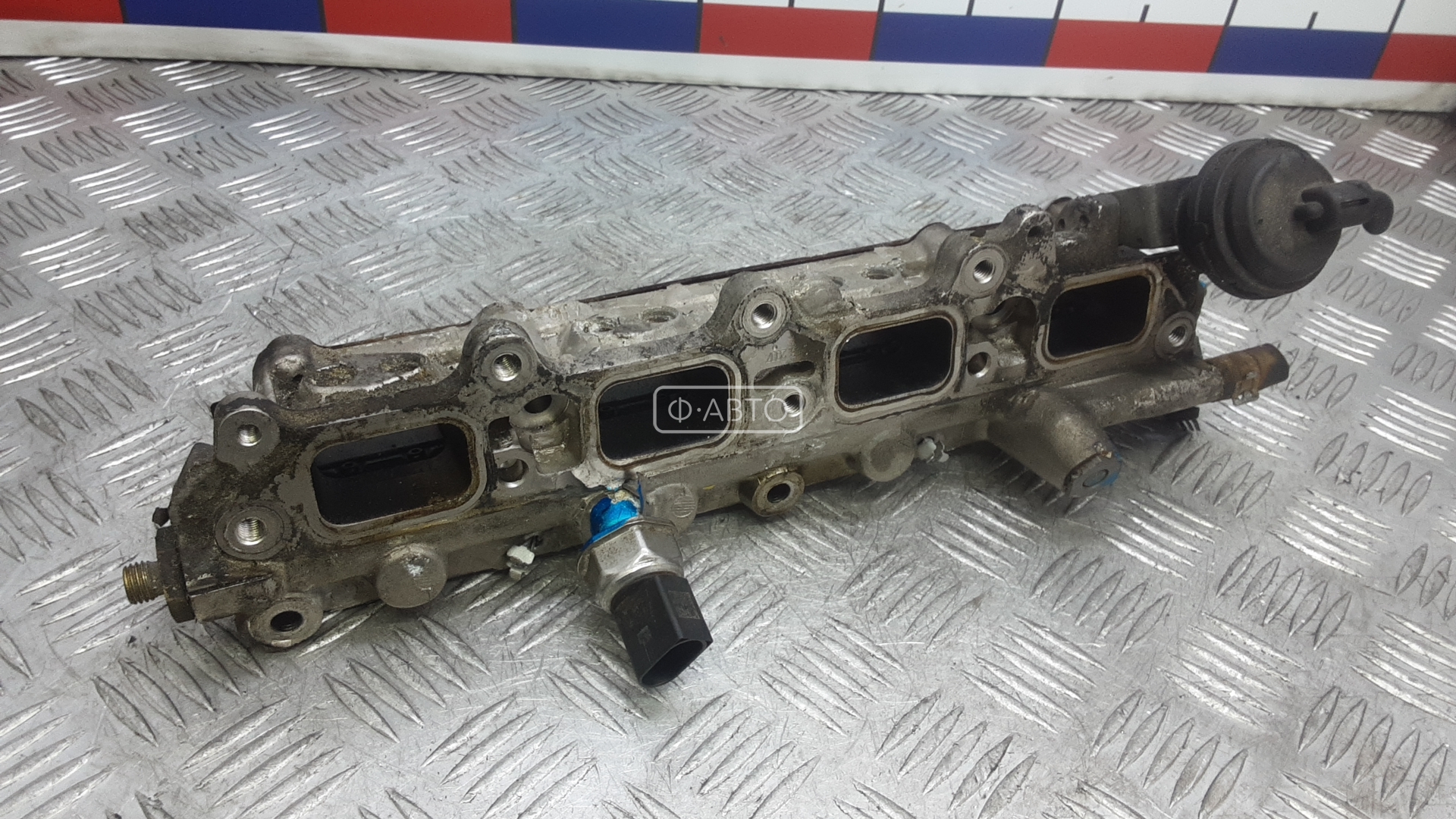 Топливная рампа бензиновая