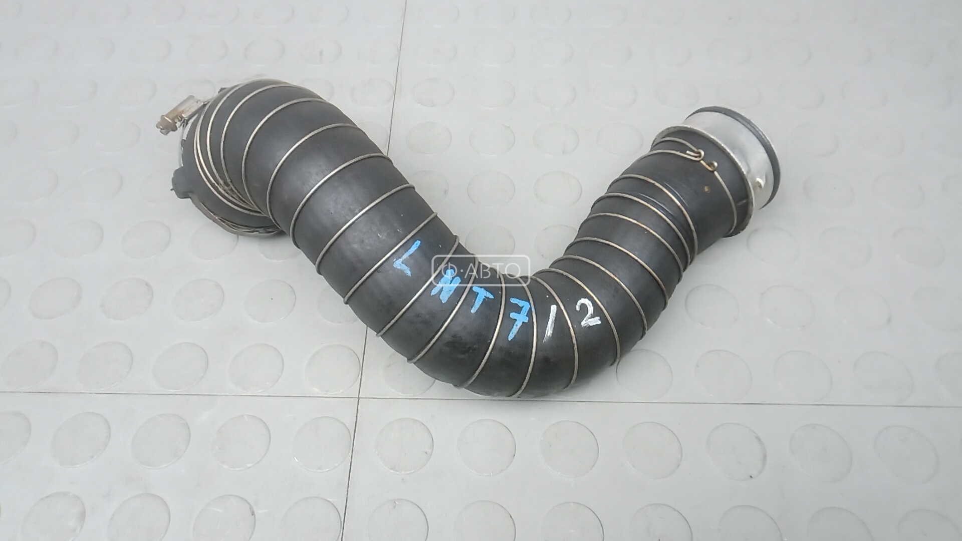 Патрубок интеркулера