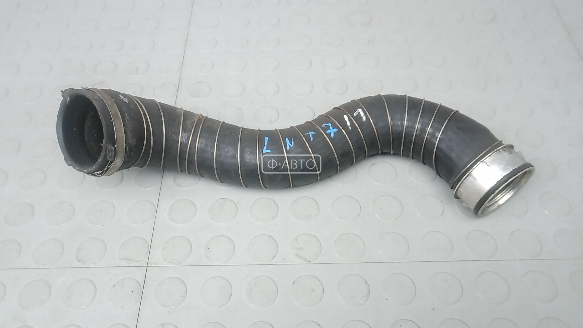 Патрубок интеркулера