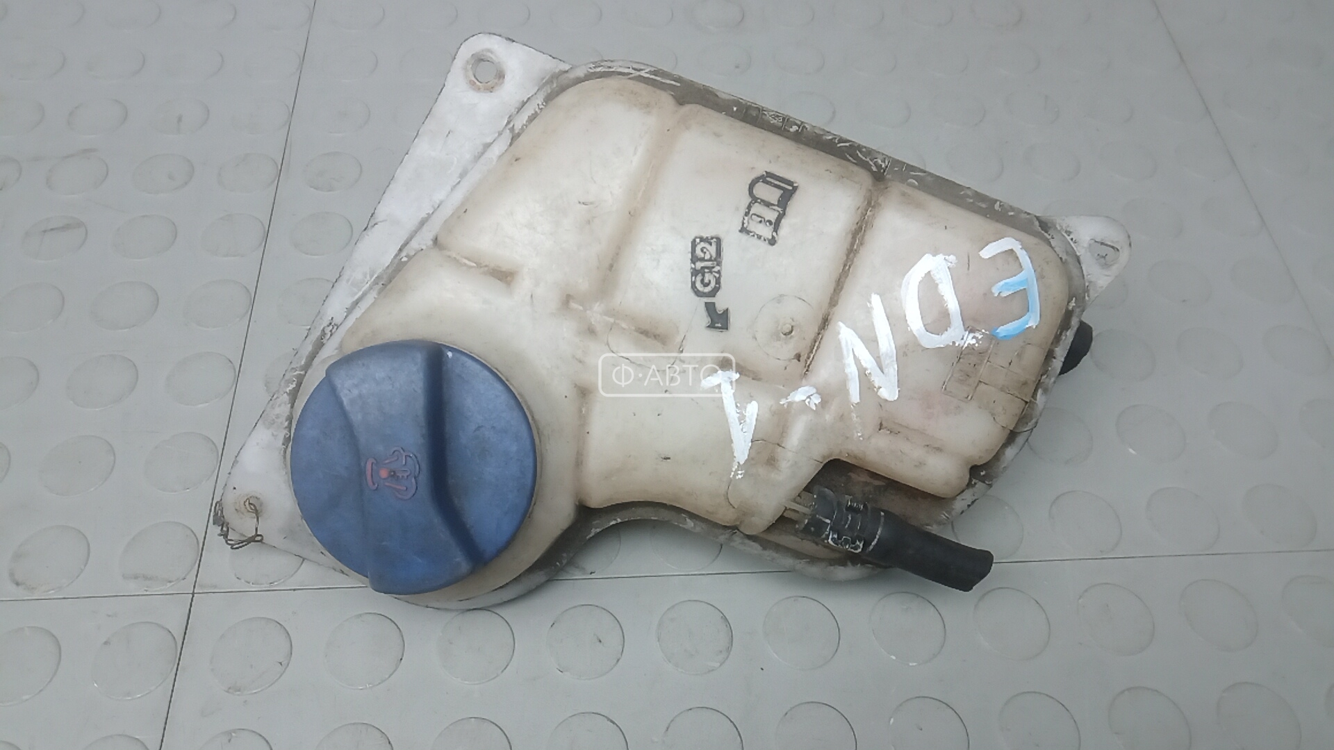 Бачок расширительный