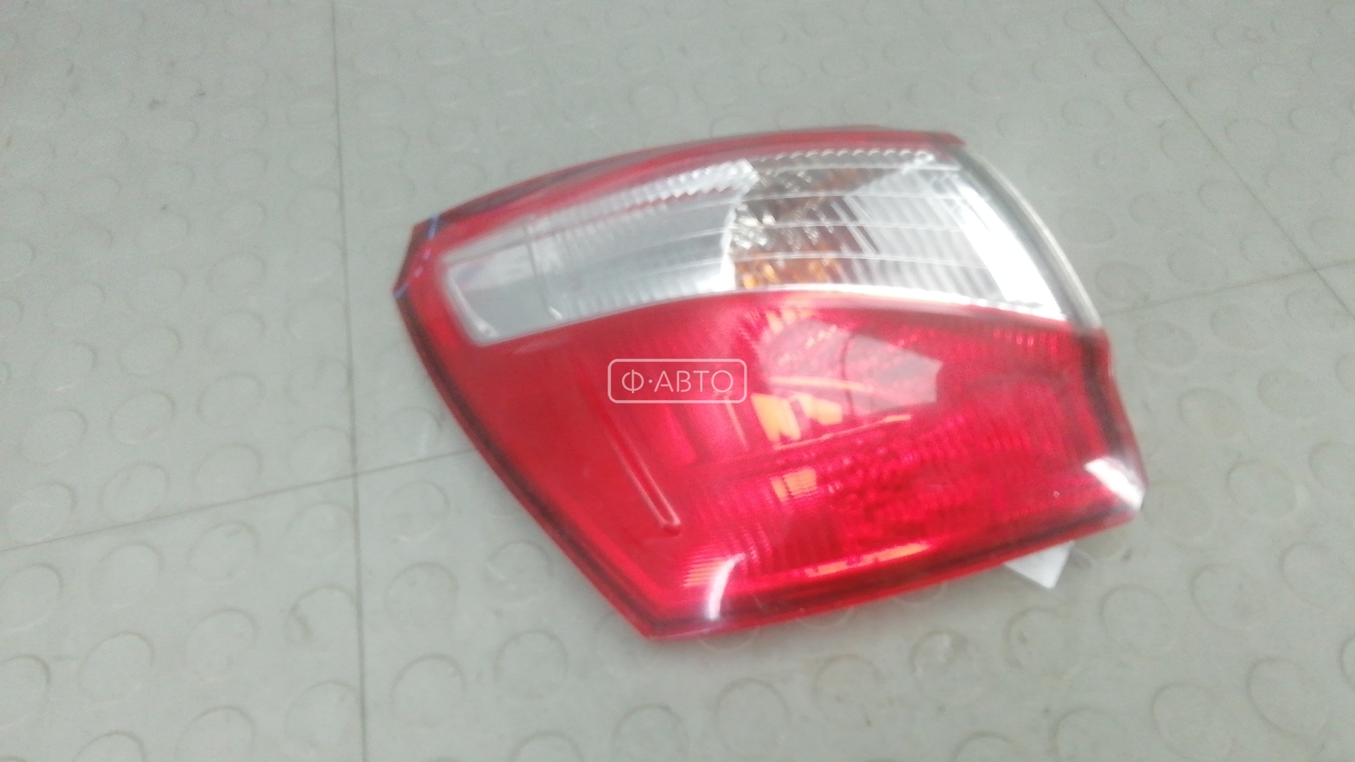 Фонарь задний левый NISSAN QASHQAI