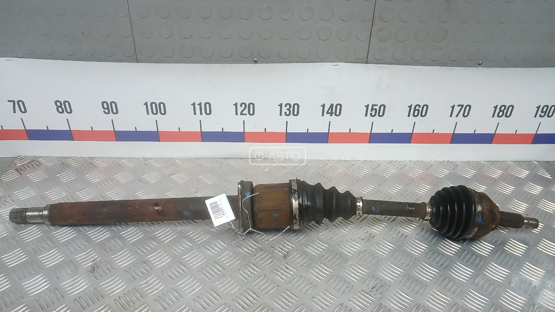 Привод передний правый