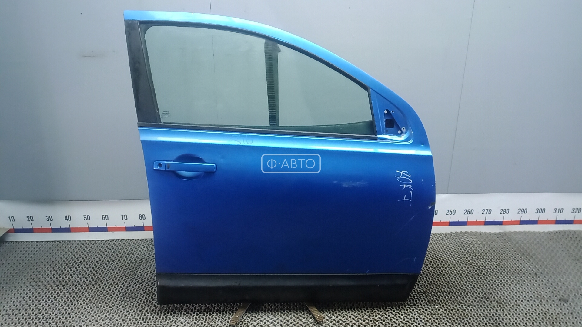 Дверь передняя правая