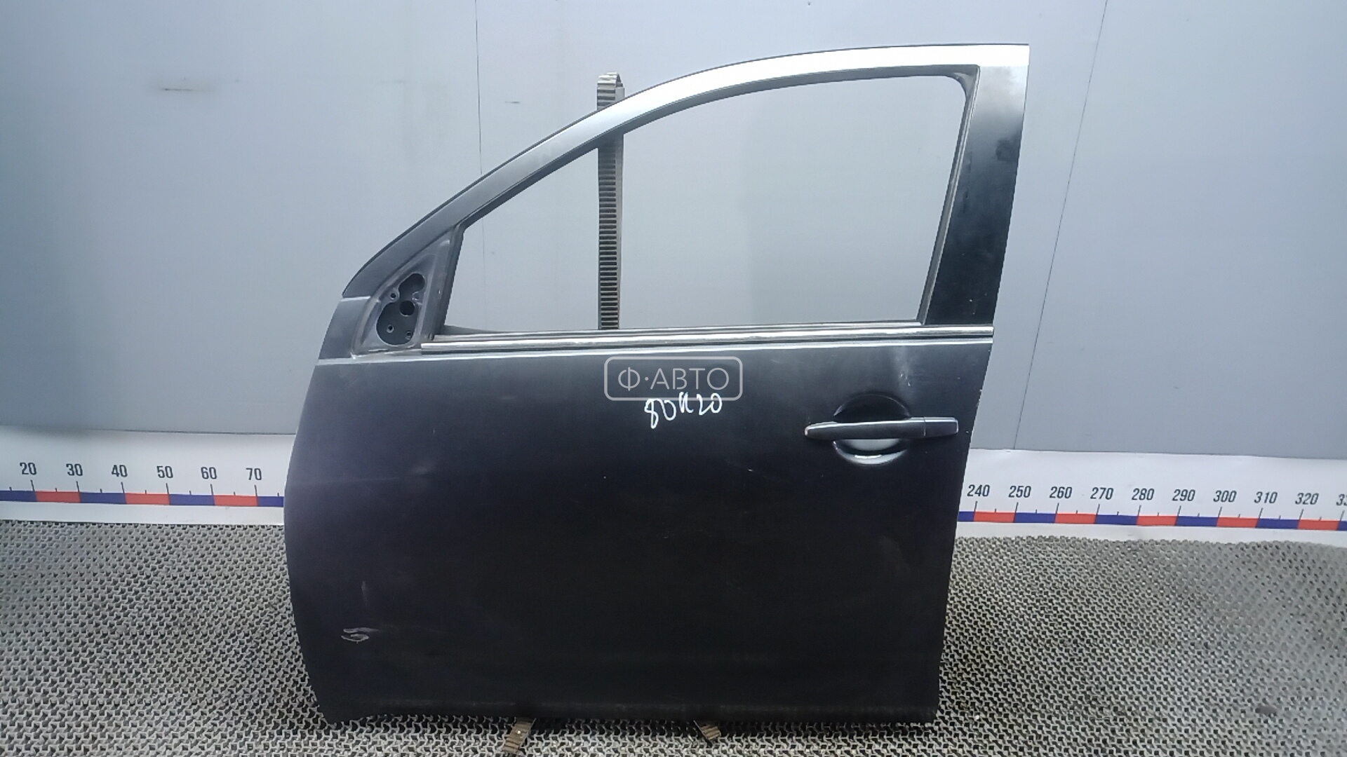 Дверь передняя левая