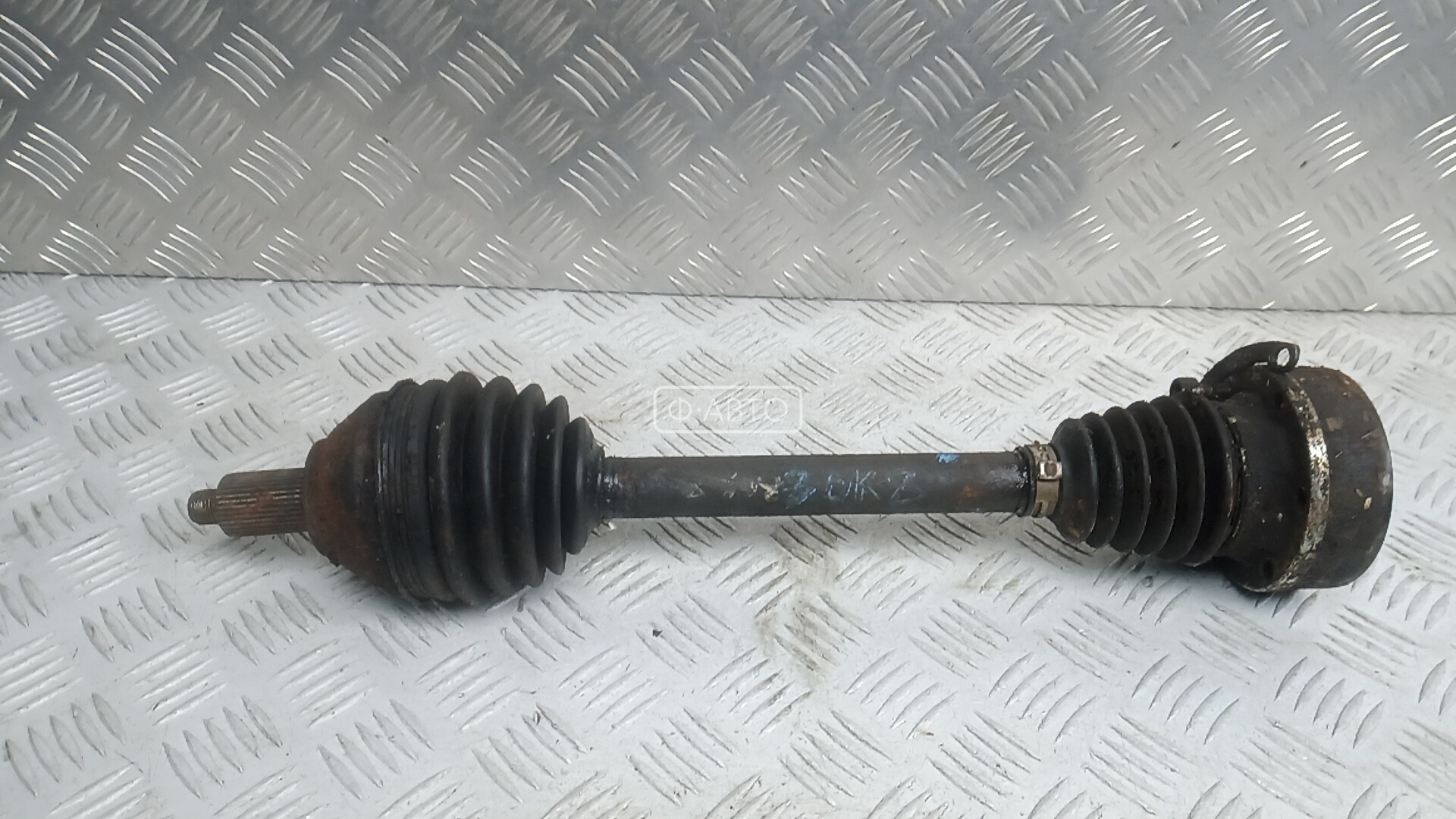 Привод передний левый