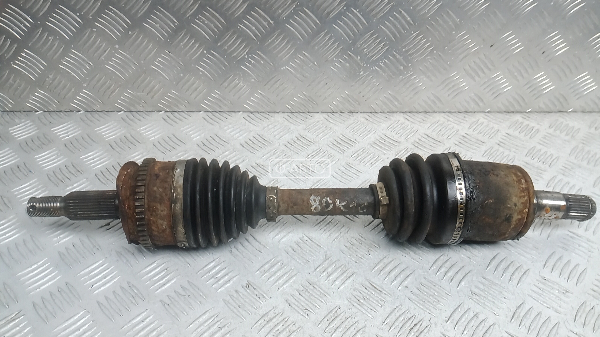 Привод передний левый