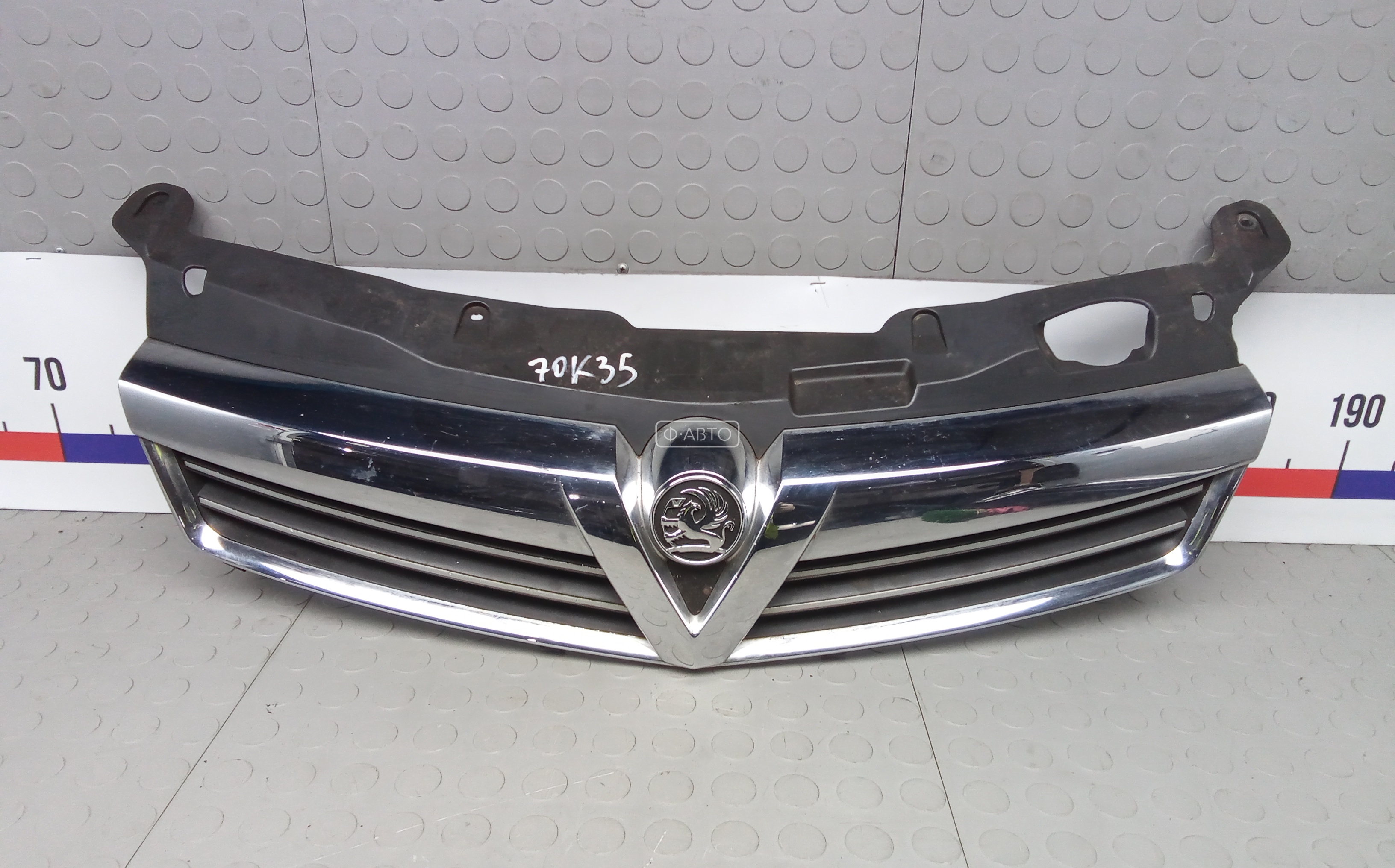 Купить Решетку Радиатора Opel Astra 5d