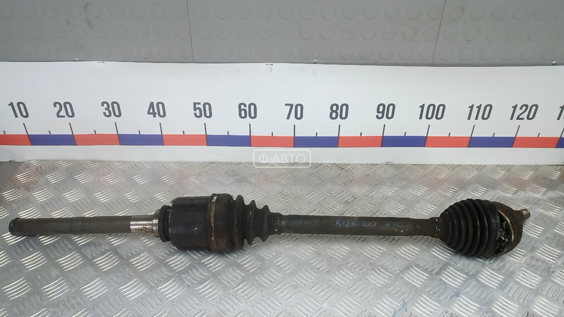 Привод передний правый